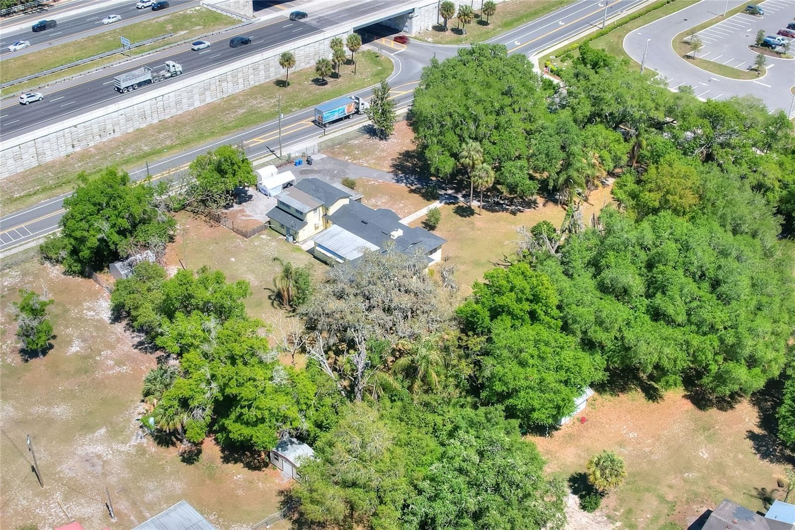 Single Family Residence at 750 CHARLIE TAYLOR RD, PLANT CITY, photo 9 of 36