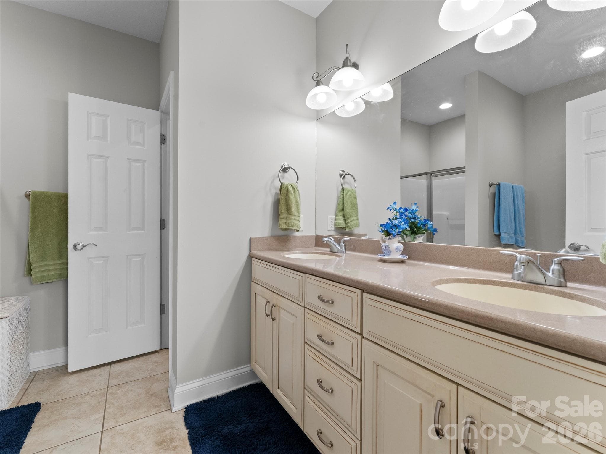 Primary bathroom - Fletcher
