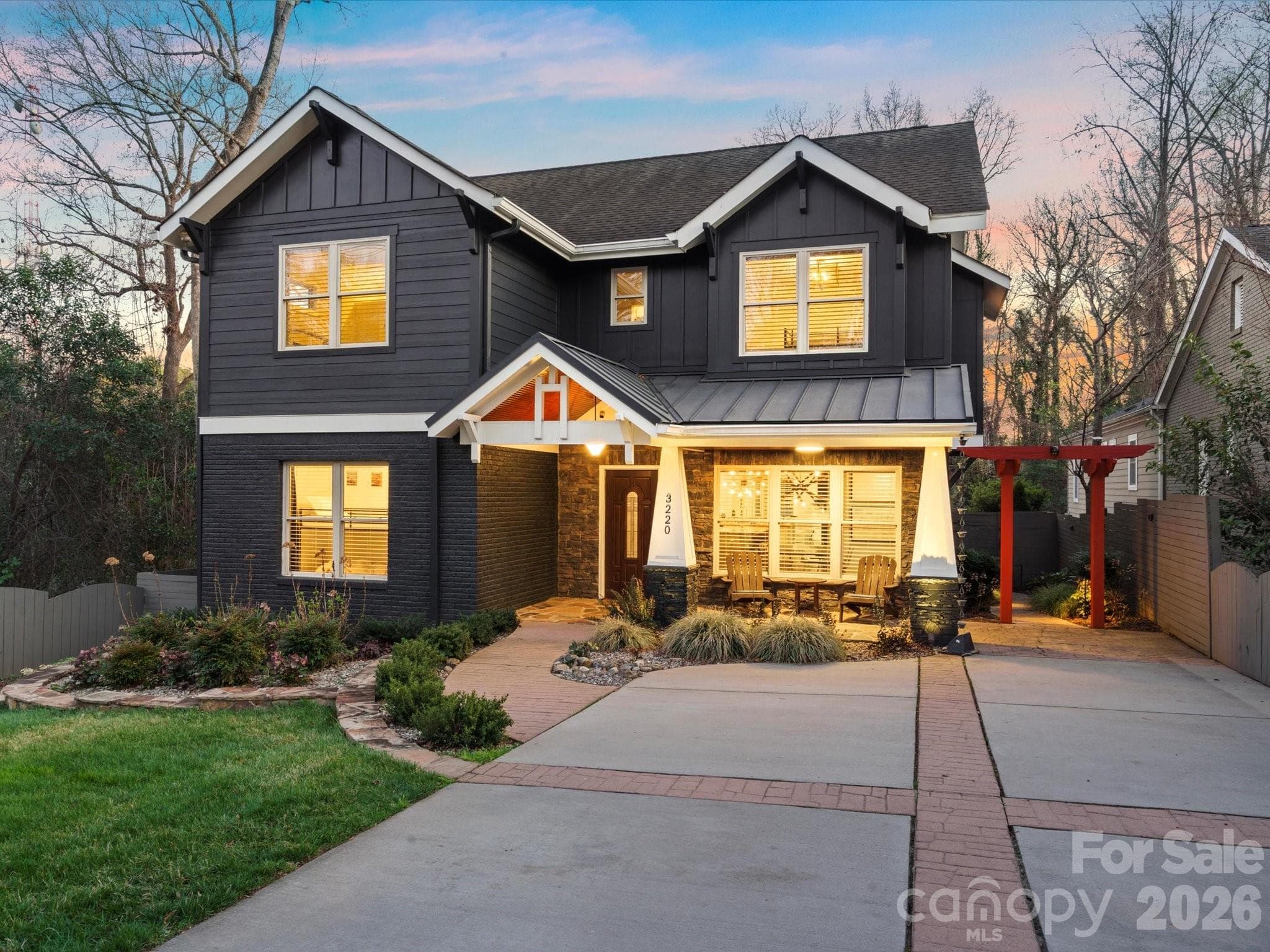 Single Family Residence at 3220 Commonwealth Avenue, Charlotte, photo 44 of 45