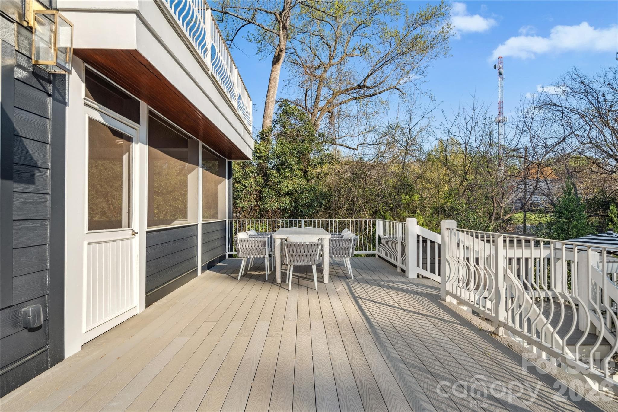 Single Family Residence at 3220 Commonwealth Avenue, Charlotte, photo 35 of 45
