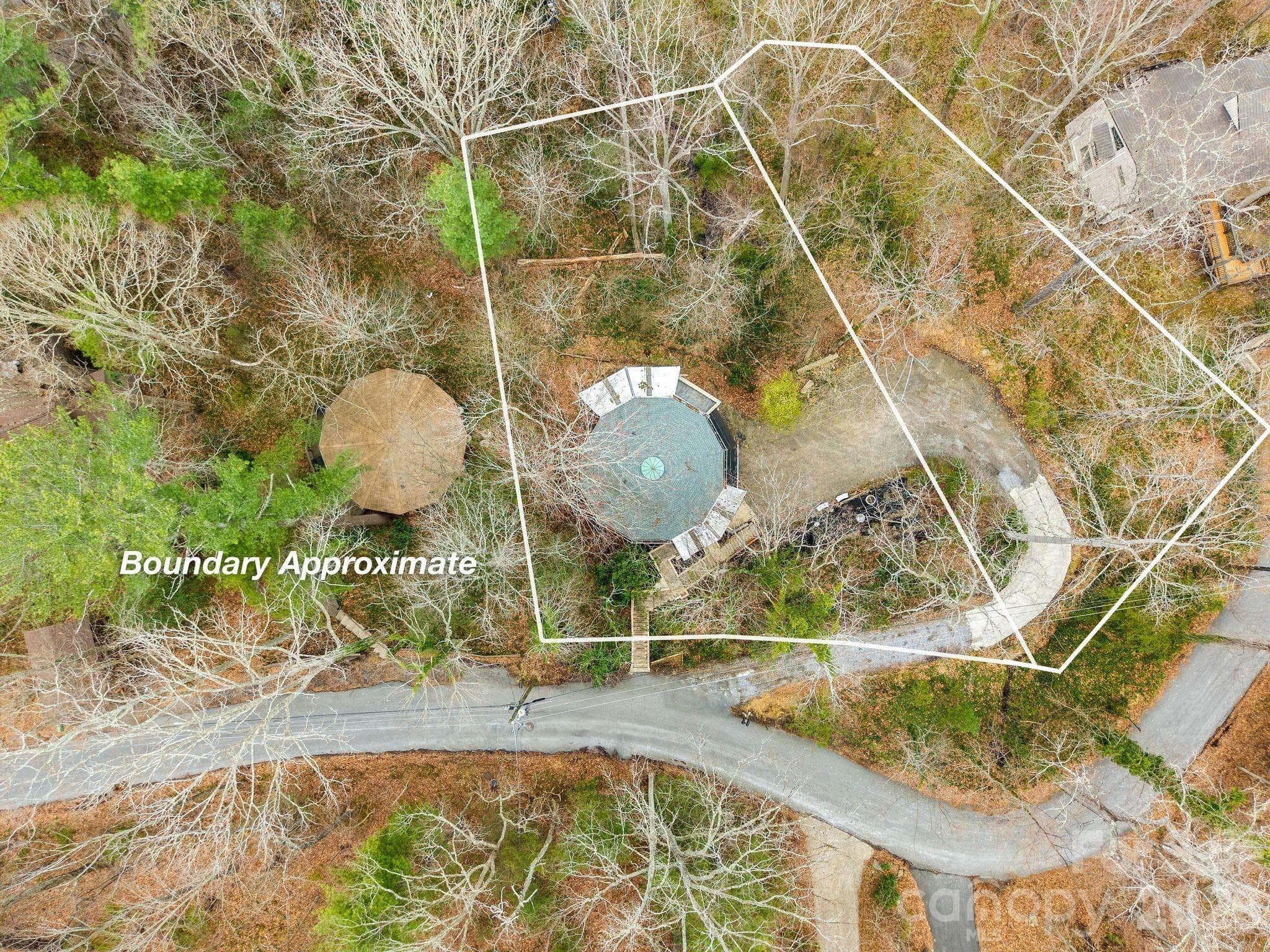 Single Family Residence at 355 Sunset Drive, Asheville, photo 8 of 45