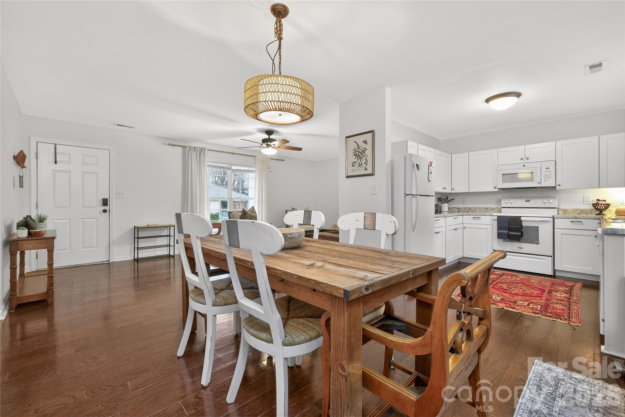 Single Family Residence at 5 S 1st Street, Belmont, photo 5 of 22