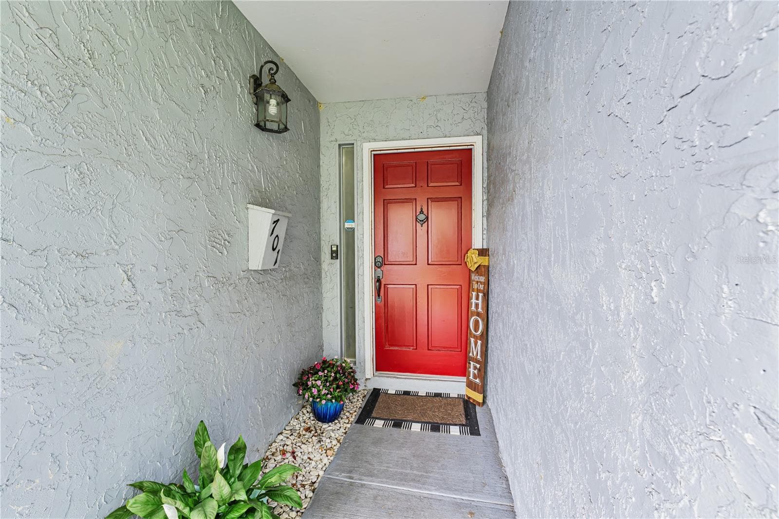 Townhouse at 701 SAINT MICHAEL LN, ALTAMONTE SPRINGS, photo 2 of 19