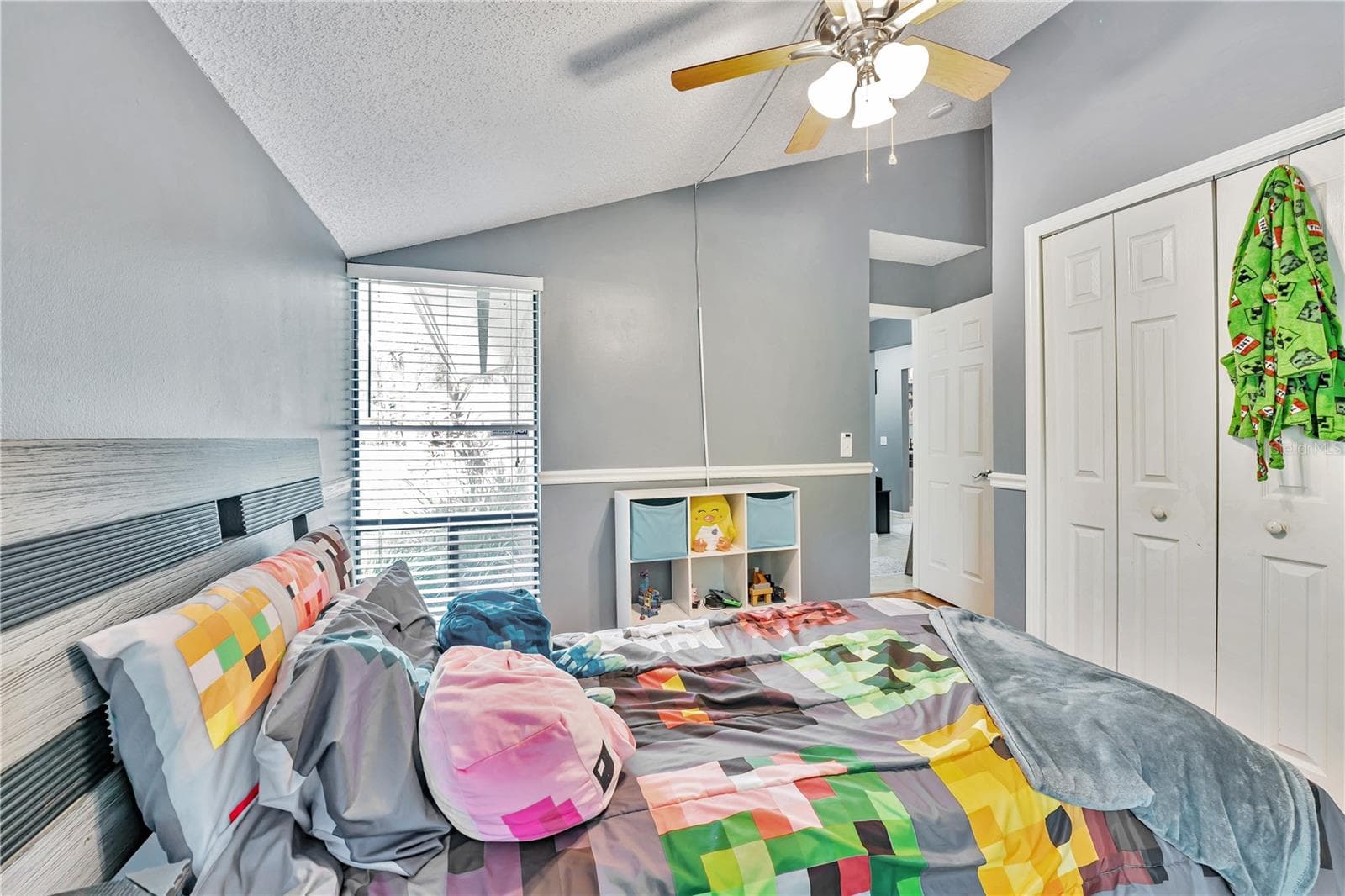 Townhouse at 701 SAINT MICHAEL LN, ALTAMONTE SPRINGS, photo 11 of 19