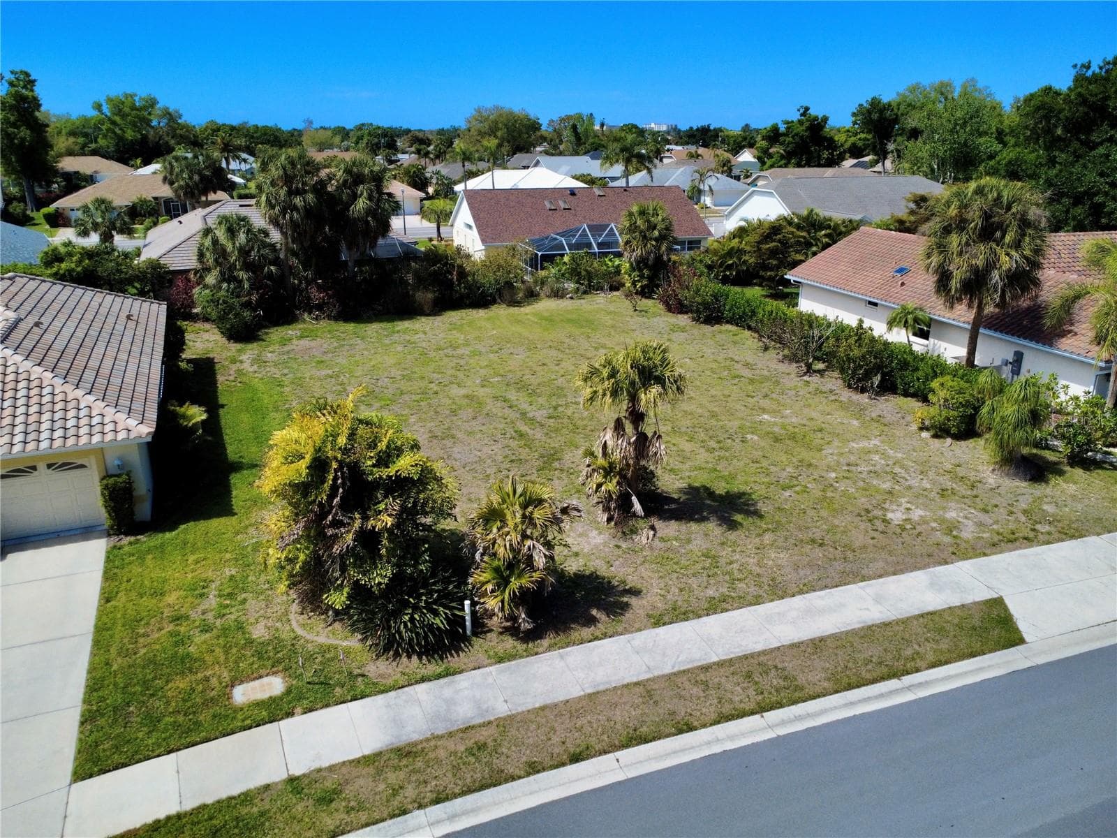 Land at 565 PARK ESTATES SQ, VENICE, photo 3 of 24