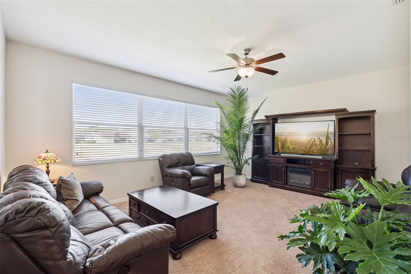 Single Family Residence at 26645 MANASSAS DR, LEESBURG, photo 10 of 68