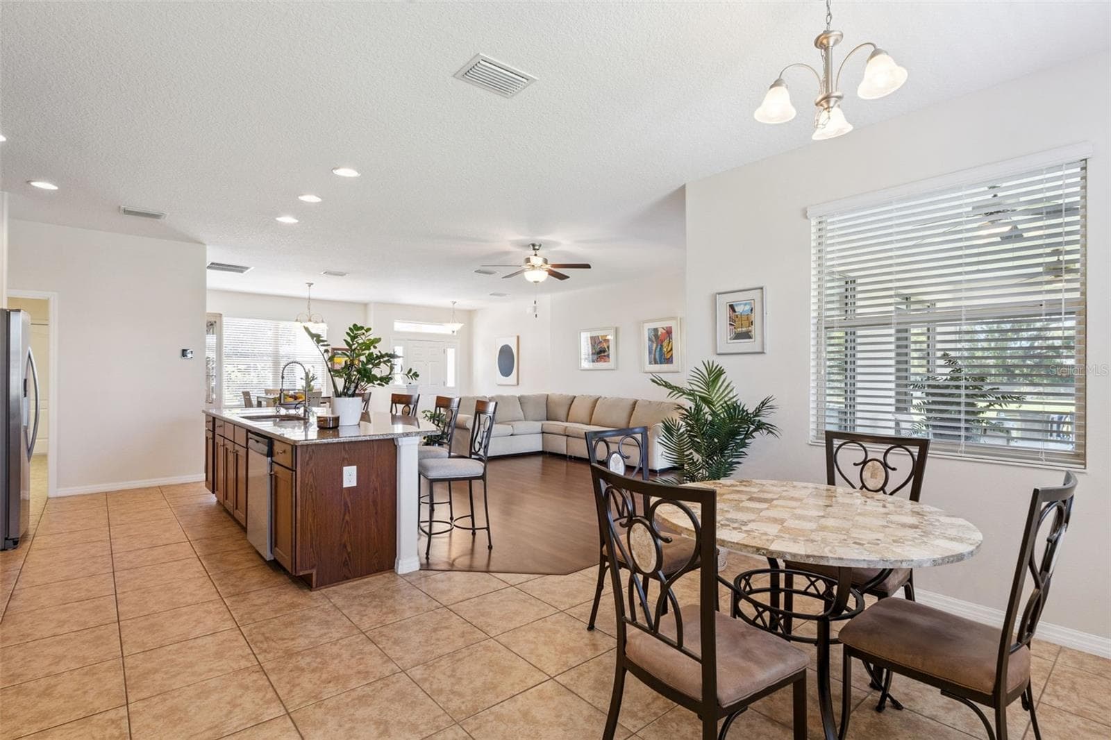 Single Family Residence at 26645 MANASSAS DR, LEESBURG, photo 12 of 68