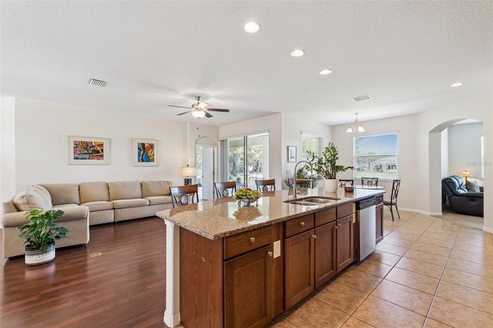 Single Family Residence at 26645 MANASSAS DR, LEESBURG, photo 13 of 68