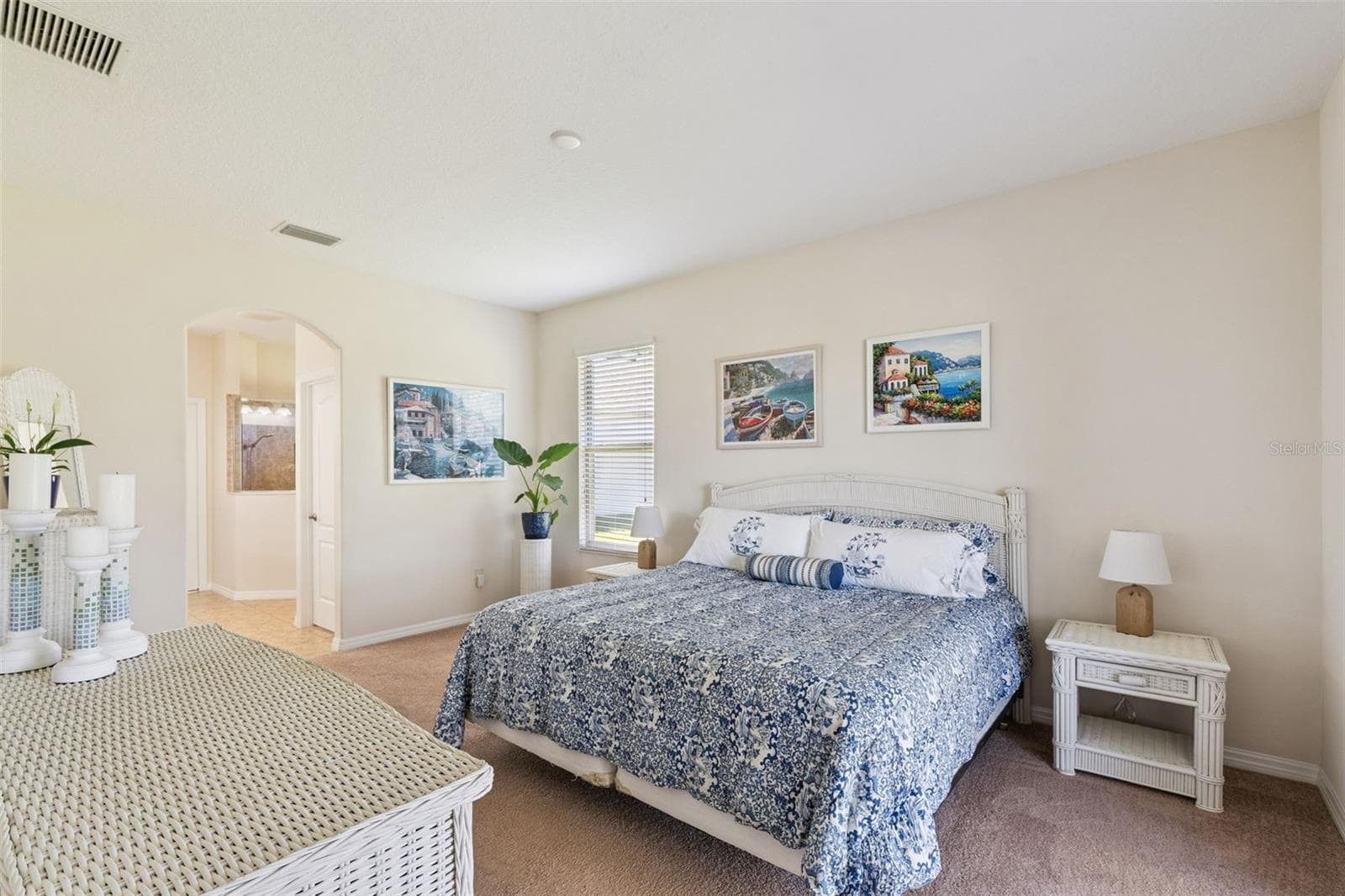 Single Family Residence at 26645 MANASSAS DR, LEESBURG, photo 19 of 68