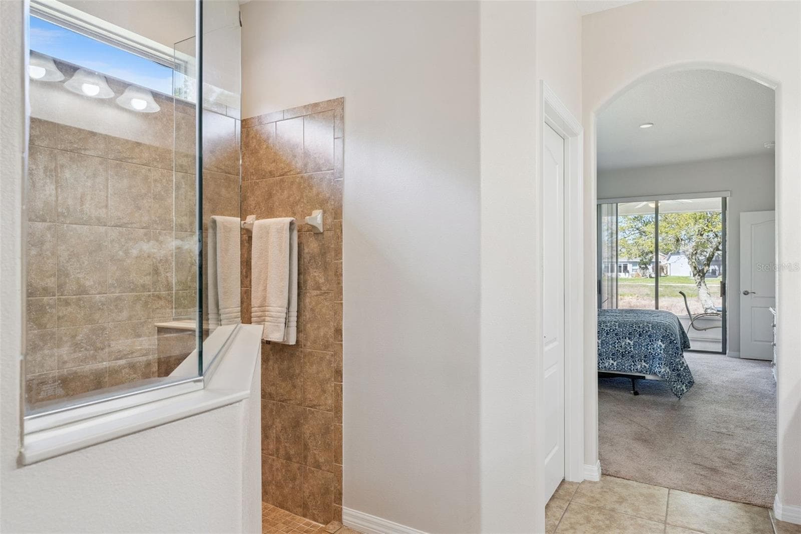 Single Family Residence at 26645 MANASSAS DR, LEESBURG, photo 23 of 68