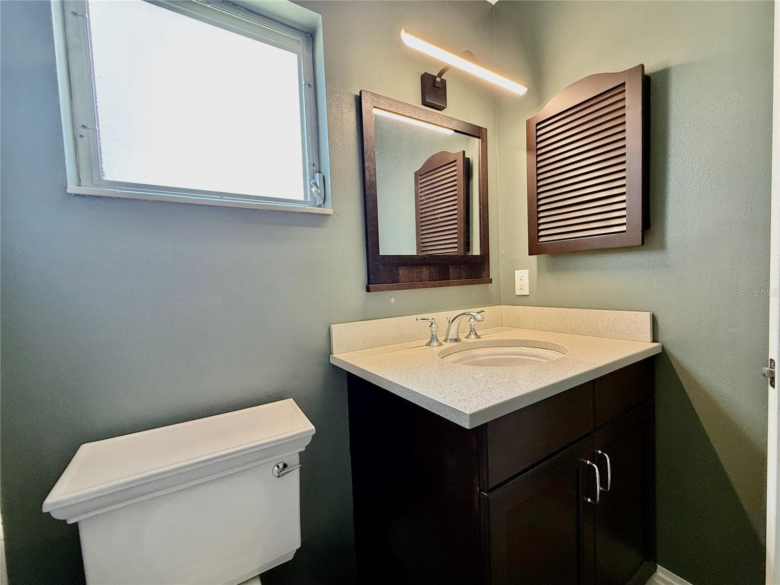 Condominium at 2217 HOPKINS DR W #2217, BRADENTON, photo 3 of 15
