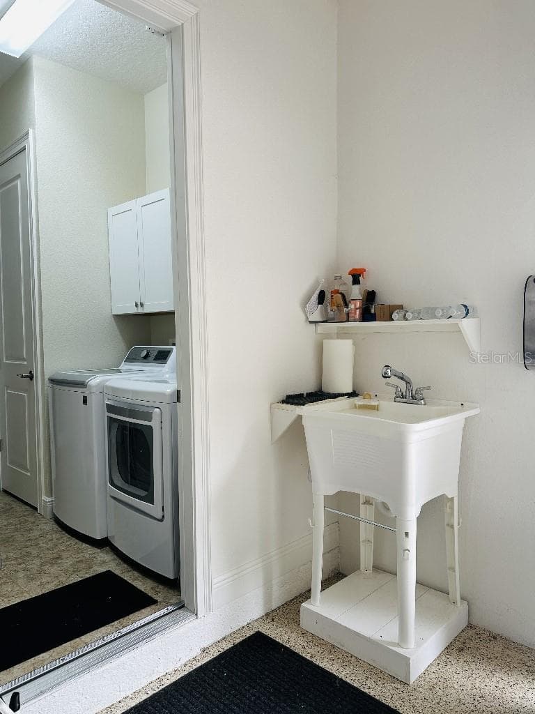 Single Family Residence at 112 SUFFOLK CT, DELAND, photo 28 of 47