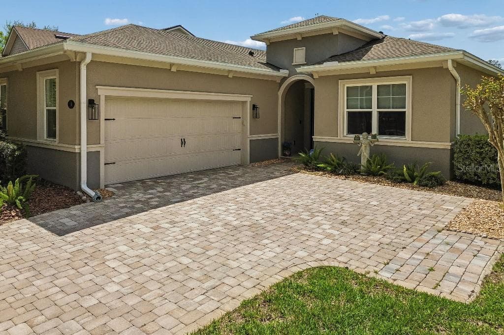 Single Family Residence at 112 SUFFOLK CT, DELAND, photo 37 of 47