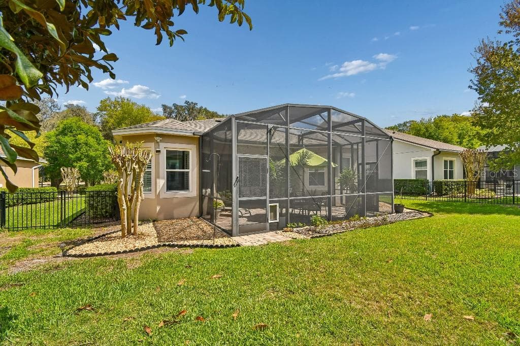 Single Family Residence at 112 SUFFOLK CT, DELAND, photo 40 of 47
