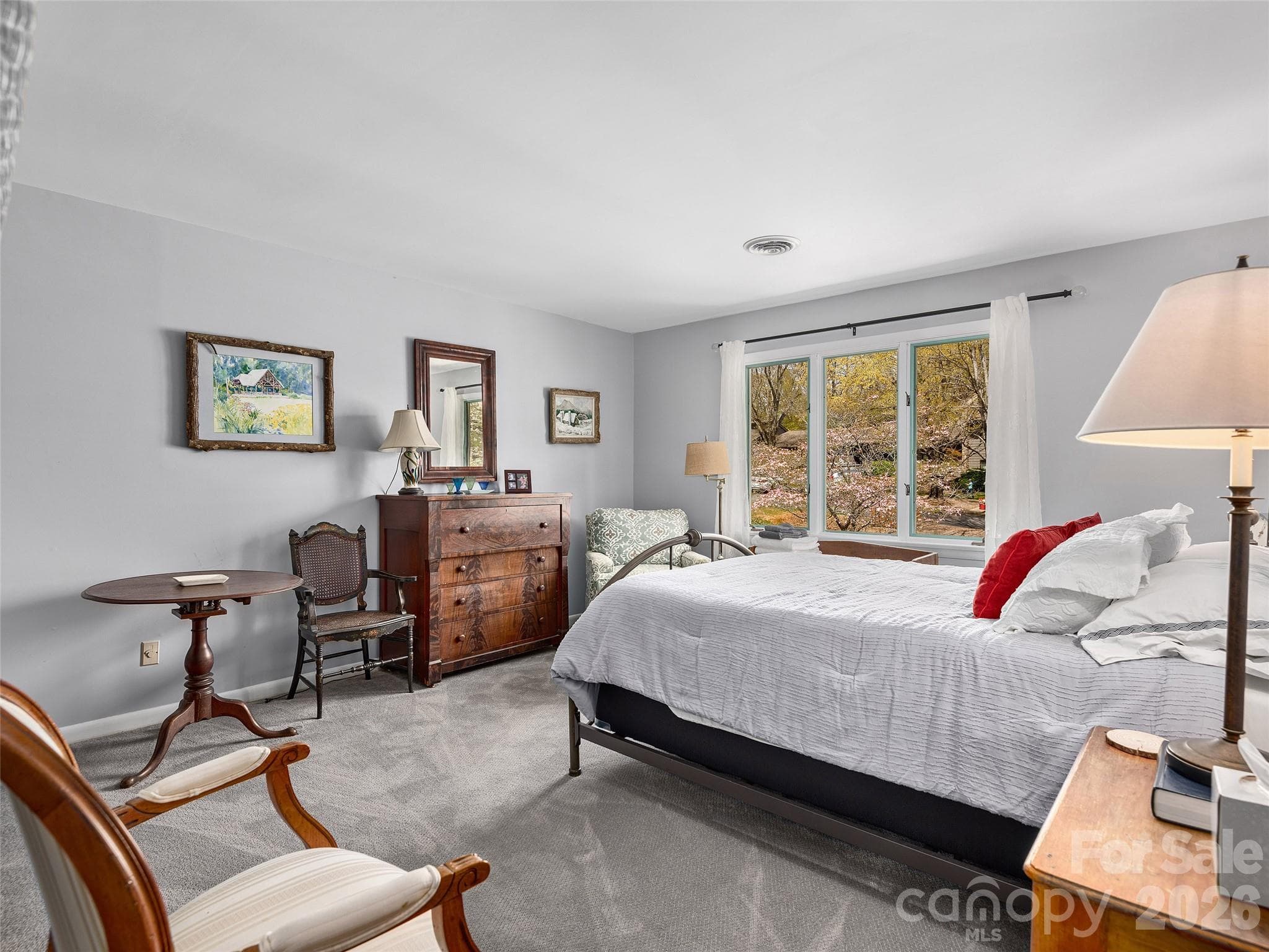 Guest Bedroom (left) - 521 Crowfields Lane, Asheville