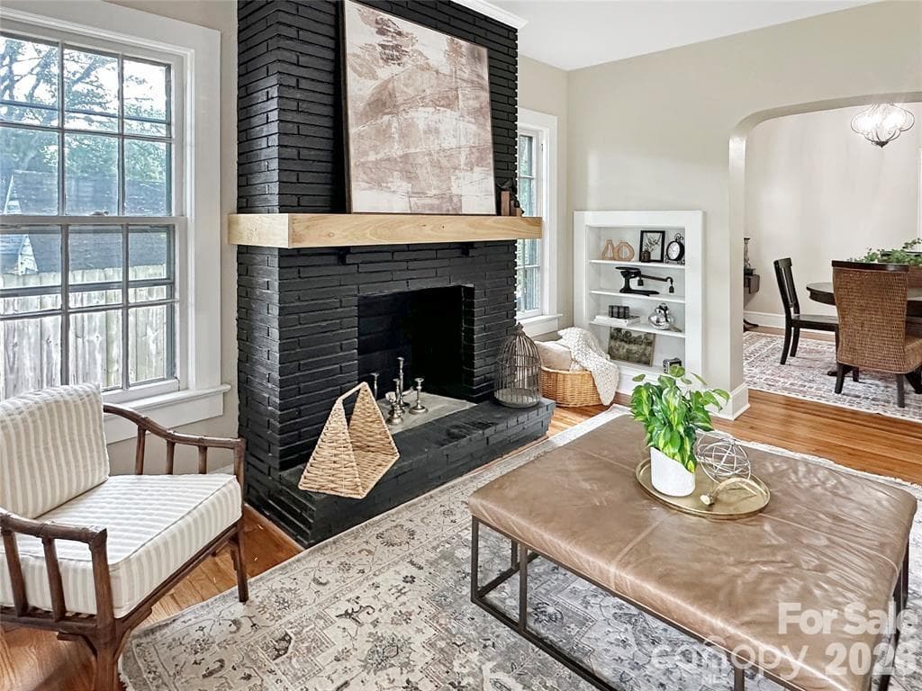 Living Room - 317 8th Street NW, Hickory