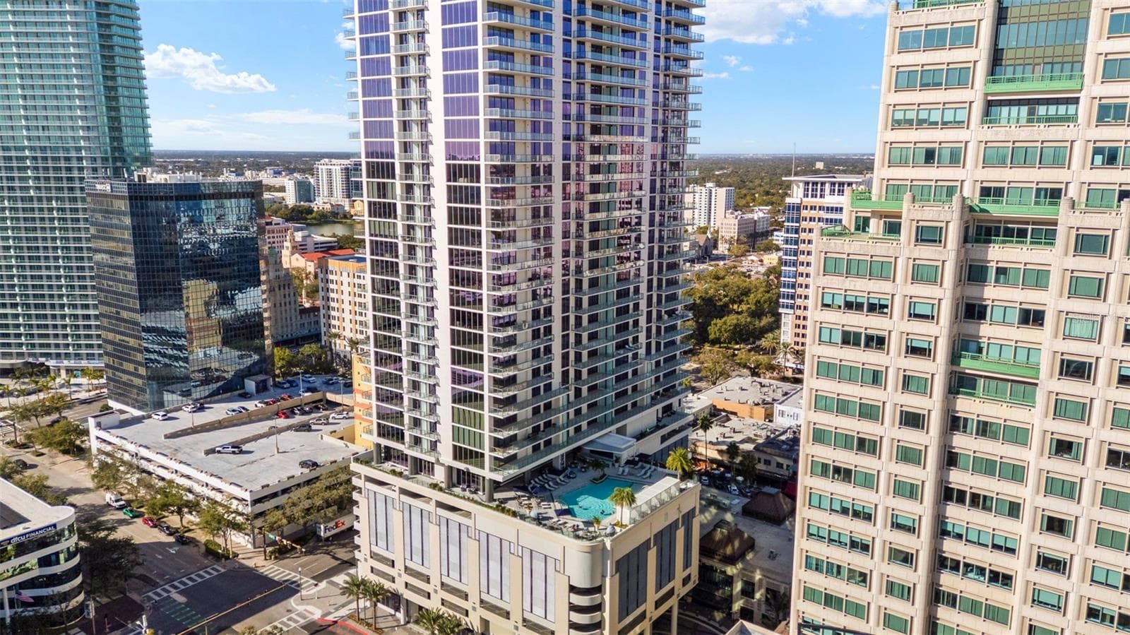 Condominium at 275 1ST AVE #3807, ST PETERSBURG, photo 31 of 36