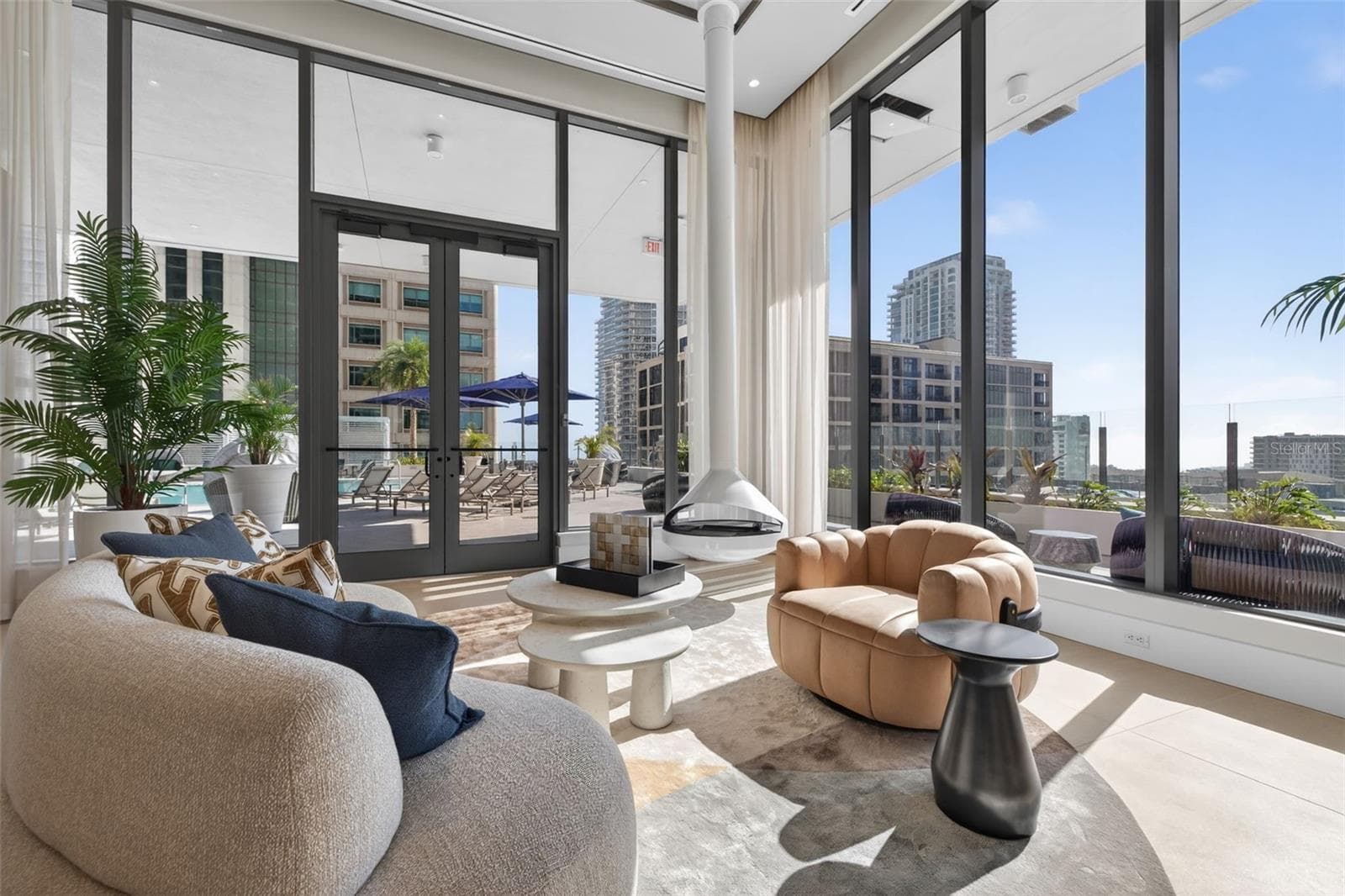 Resident Club Room - 275 1ST AVE S #4202, ST PETERSBURG