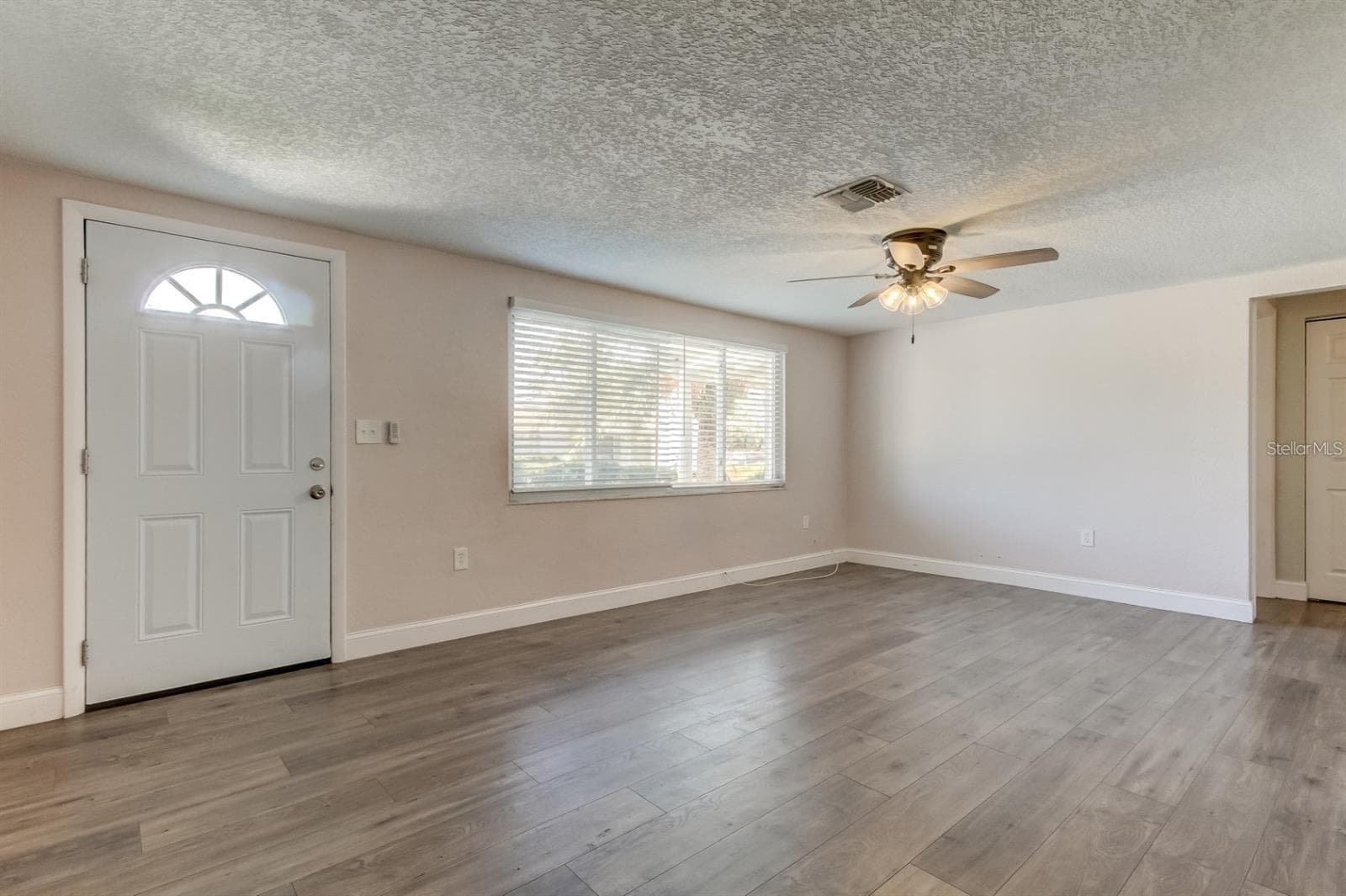 Single Family Residence at 7144 FAIRFAX DR, PORT RICHEY, photo 4 of 54