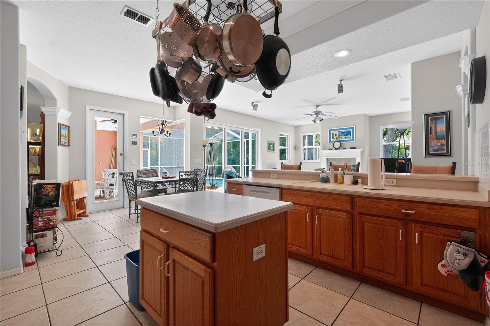 Single Family Residence at 14024 WARM SPRINGS CT, HUDSON, photo 14 of 42