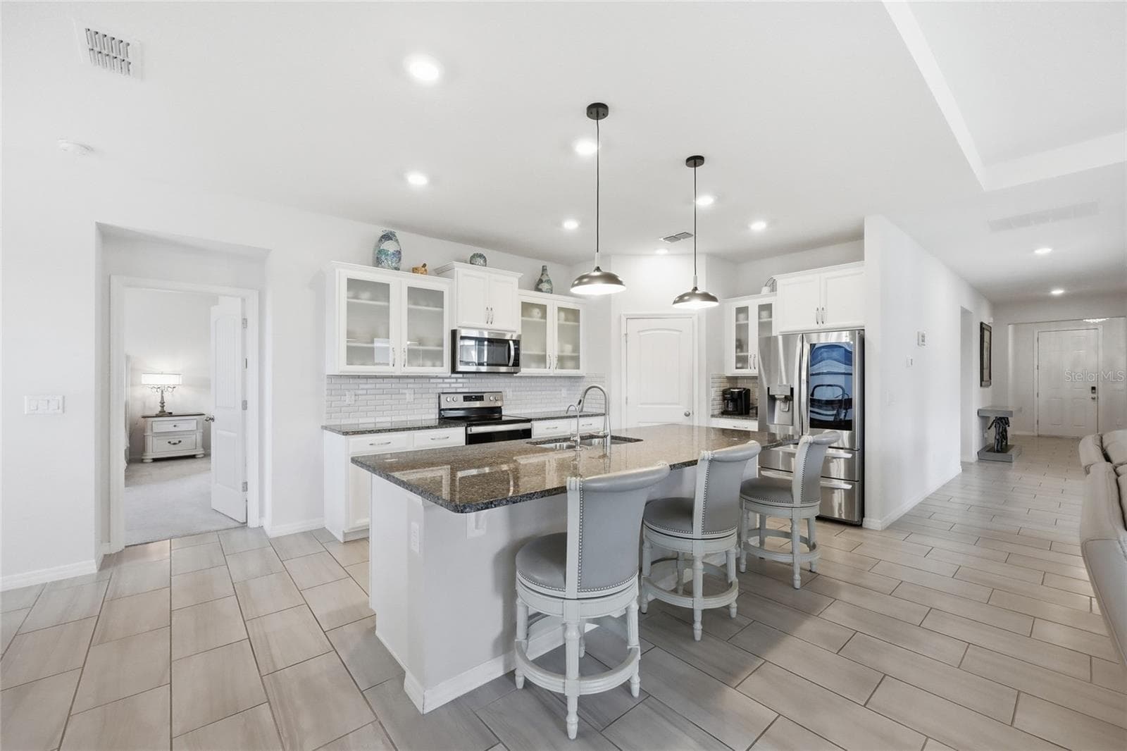 Kitchen - 468 HALTER DR, APOPKA