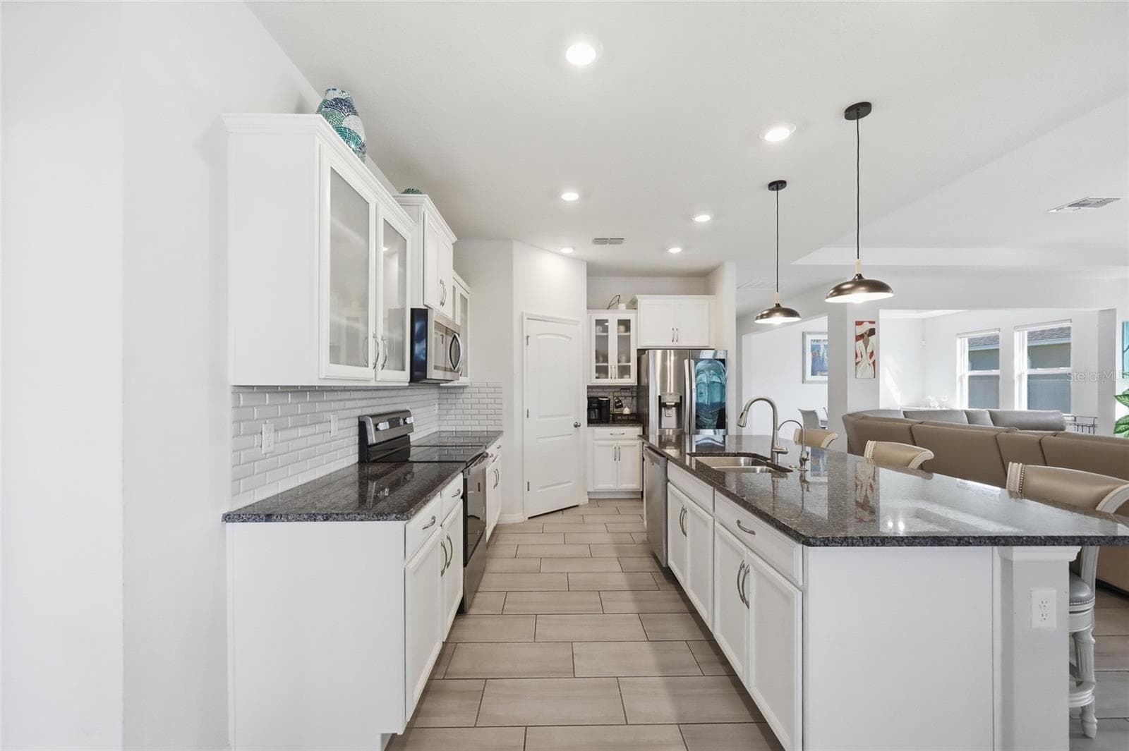 Kitchen - 468 HALTER DR, APOPKA