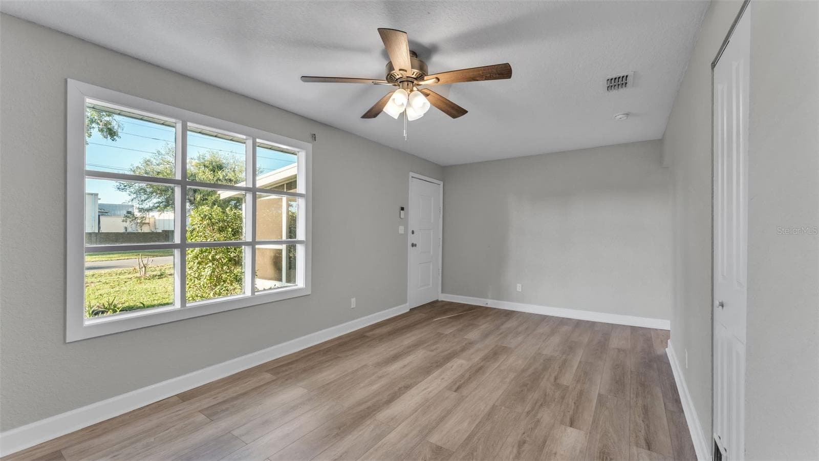Single Family Residence at 1317 W BELMAR ST, LAKELAND, photo 14 of 33