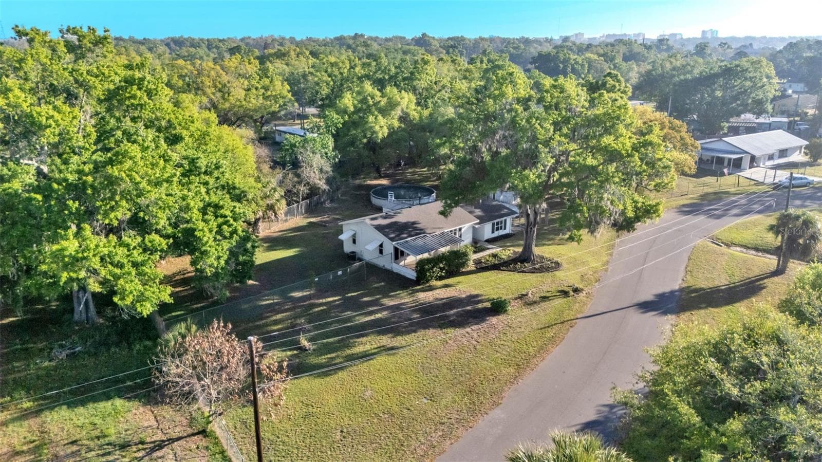 Single Family Residence at 1317 W BELMAR ST, LAKELAND, photo 15 of 33