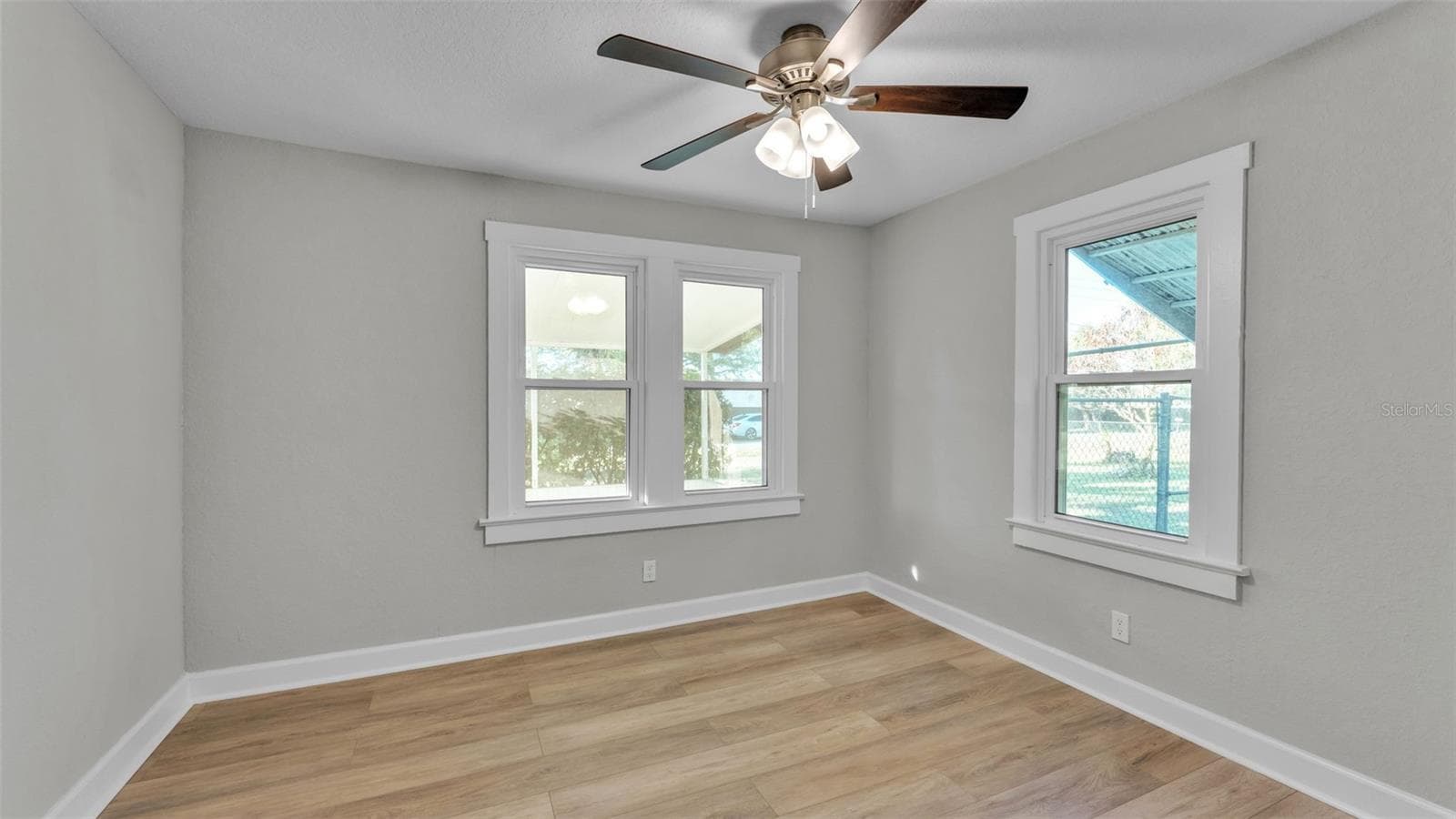 Single Family Residence at 1317 W BELMAR ST, LAKELAND, photo 27 of 33