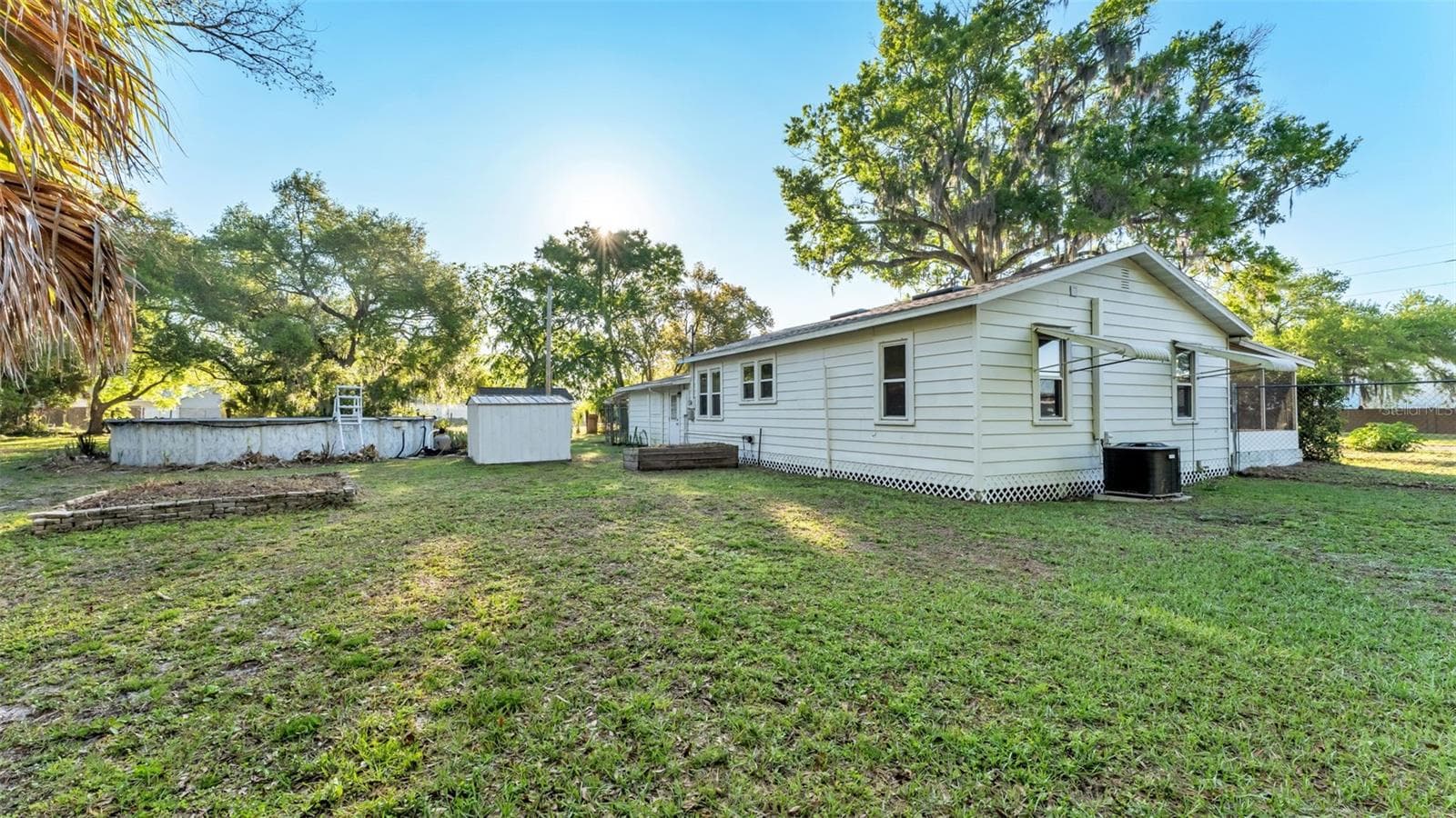 Single Family Residence at 1317 W BELMAR ST, LAKELAND, photo 29 of 33