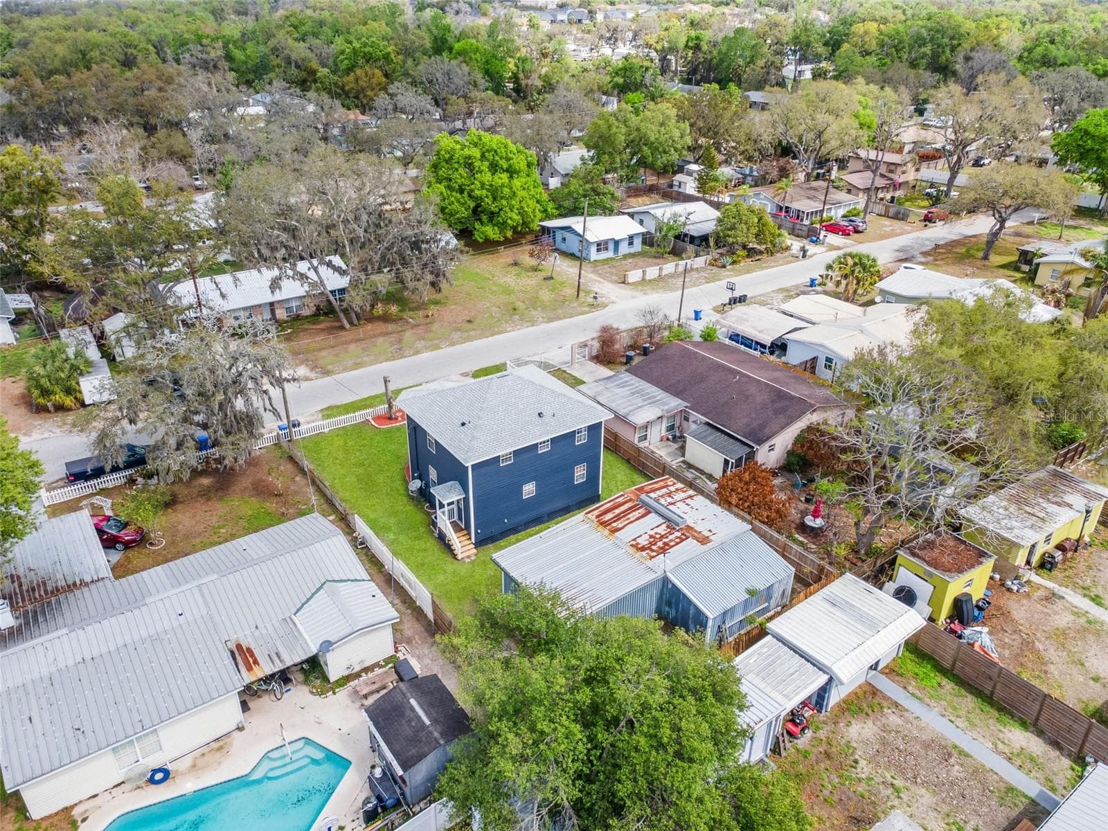 Exterior - 11119 MAHIN LN, RIVERVIEW