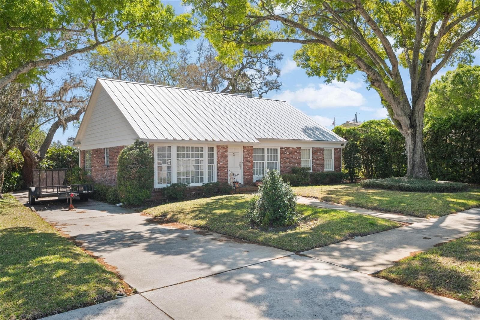 Single Family Residence at 502 HILLCREST AVE, TARPON SPRINGS, photo 21 of 34