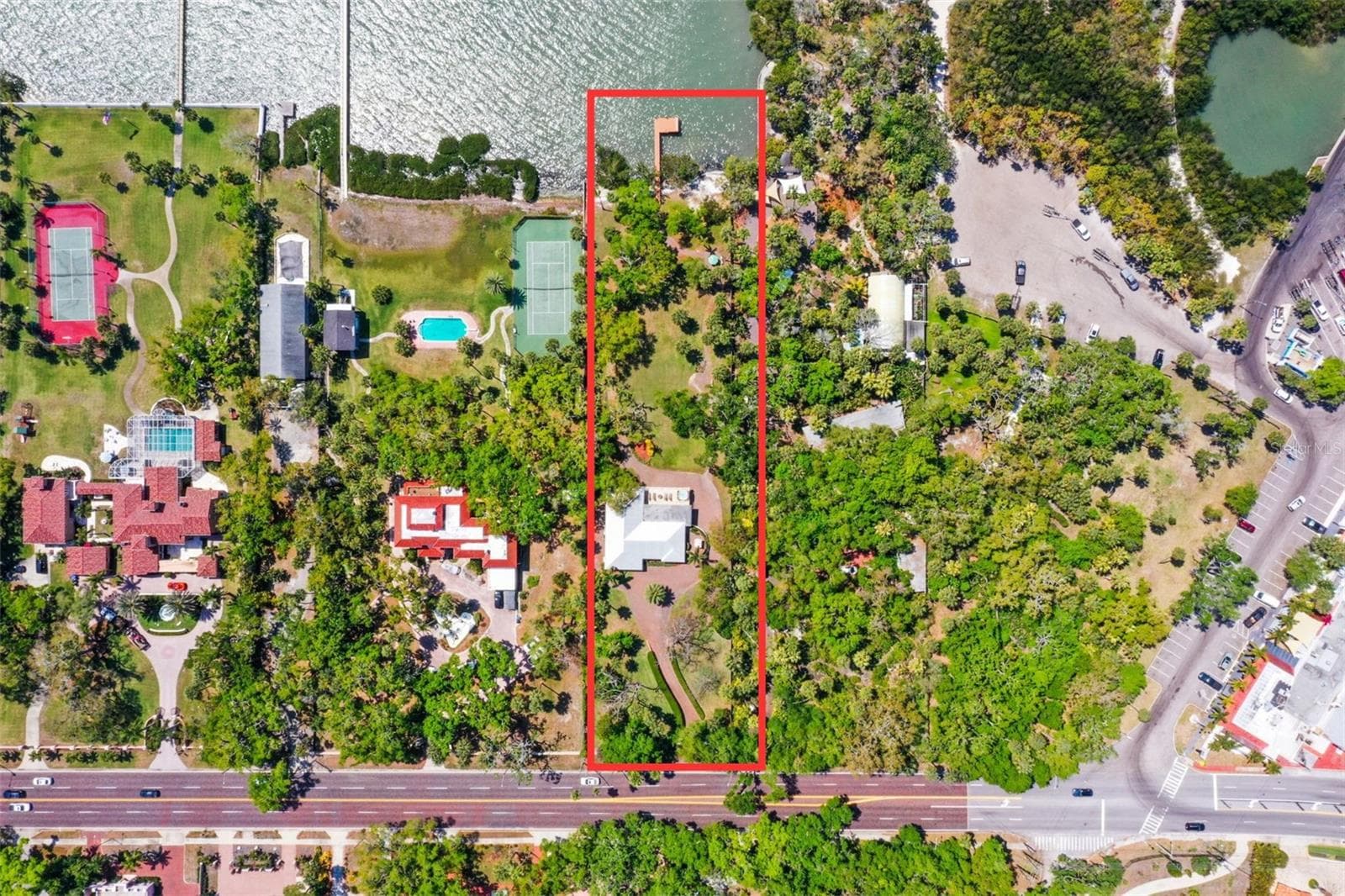 Single Family Residence at 1600 PARK ST N, ST PETERSBURG, photo 81 of 82