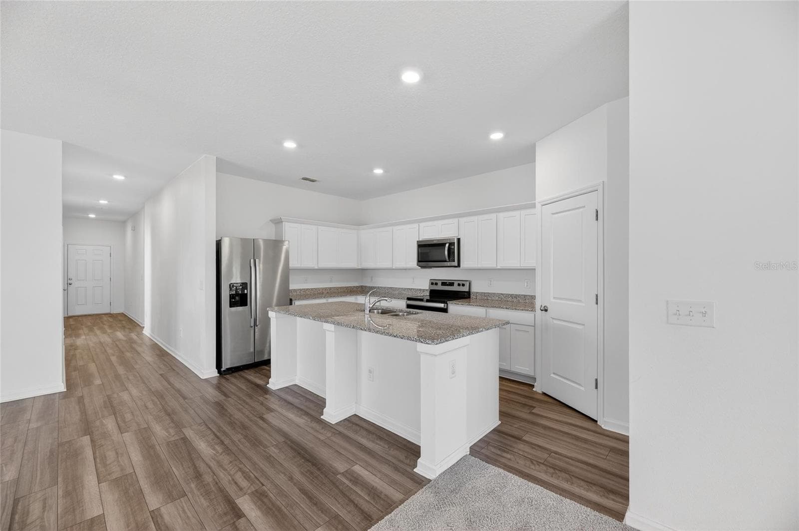 Single Family Residence at 1363 ANCHOR BEND DR, RUSKIN, photo 5 of 37