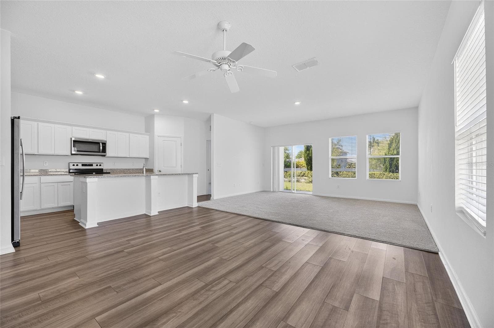 Single Family Residence at 1363 ANCHOR BEND DR, RUSKIN, photo 9 of 37