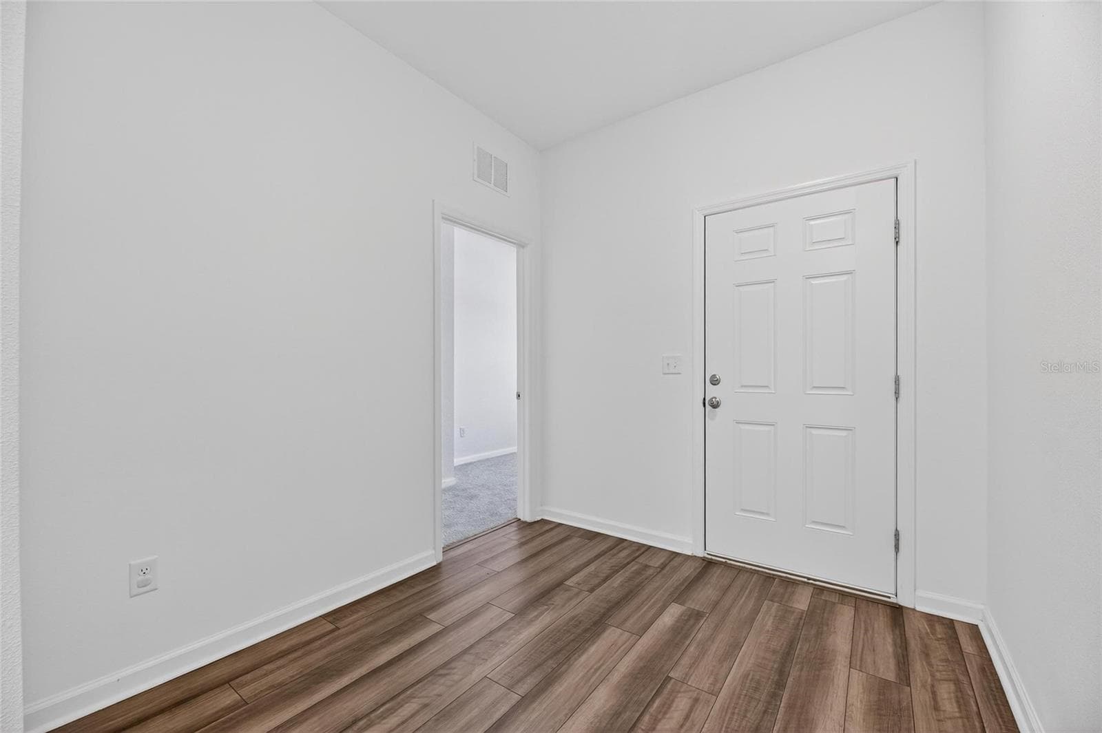 Single Family Residence at 1363 ANCHOR BEND DR, RUSKIN, photo 11 of 37