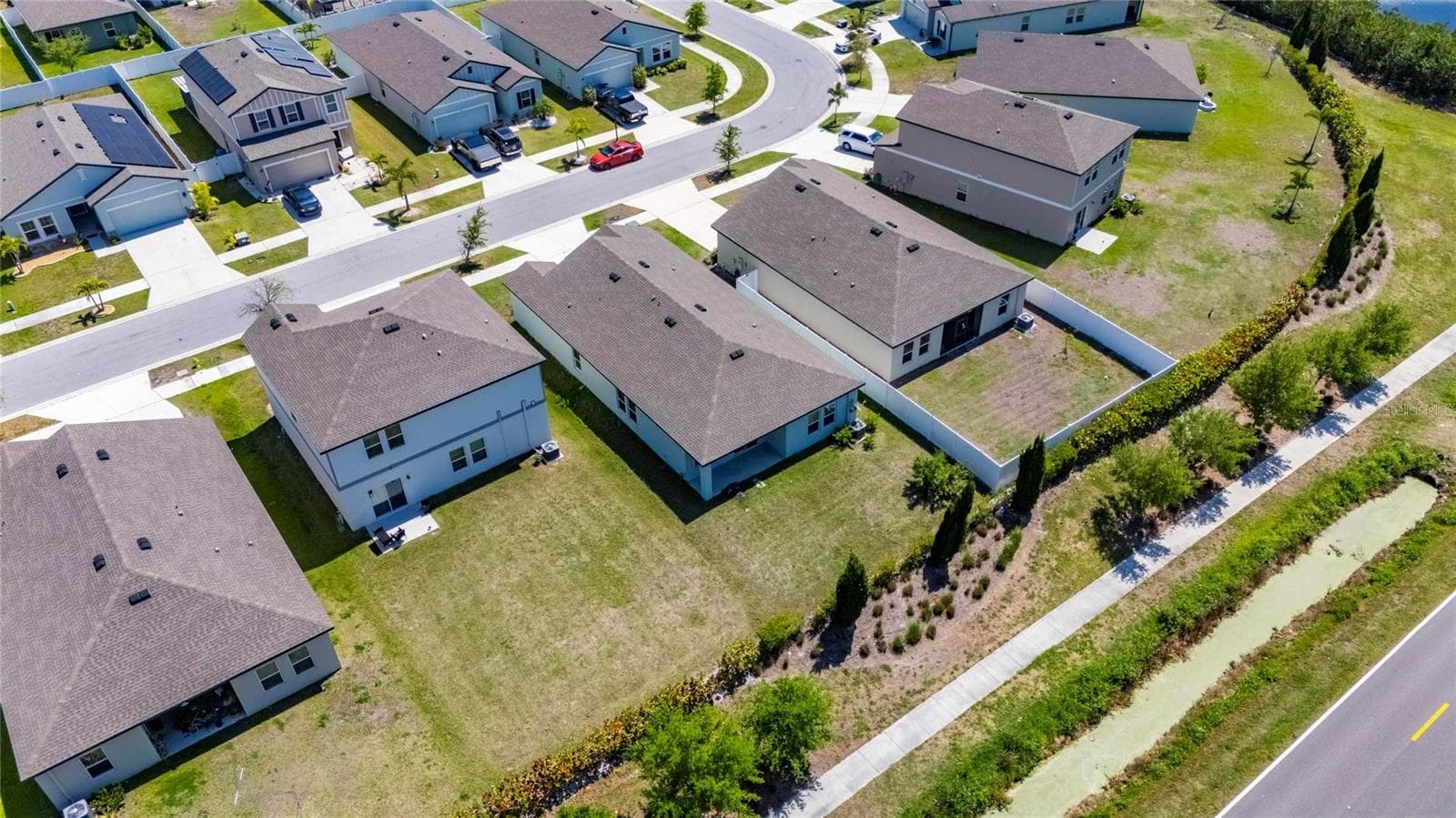 Single Family Residence at 1363 ANCHOR BEND DR, RUSKIN, photo 28 of 37