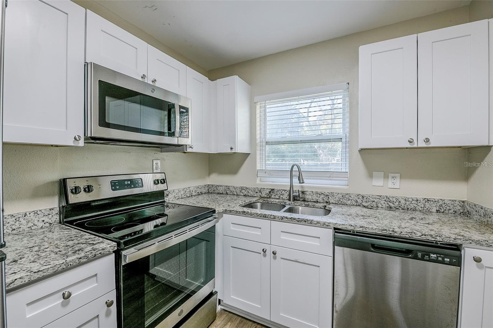 Single Family Residence at 5214 MONTAGUE PLACE, ORLANDO, photo 8 of 21