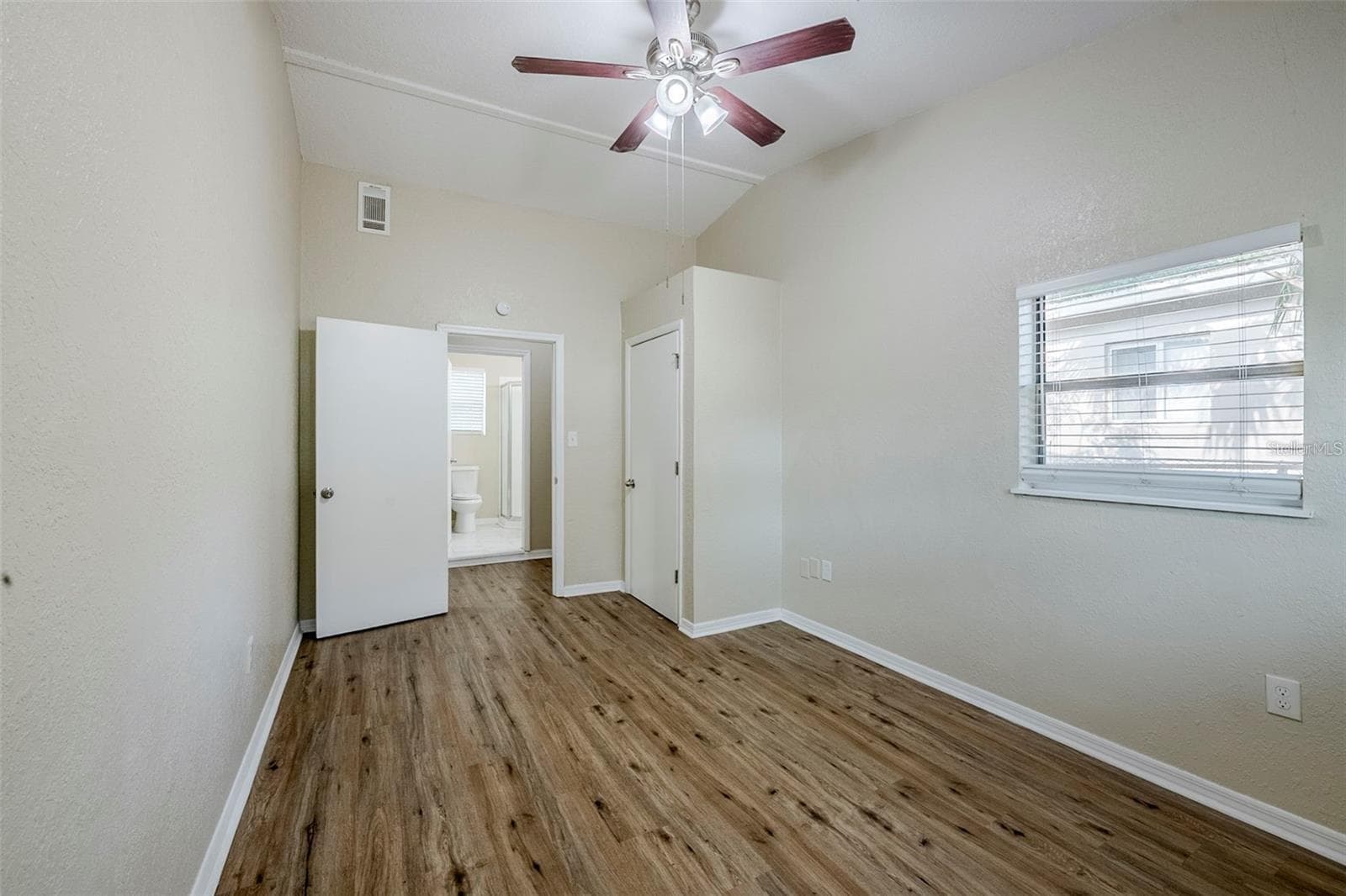 Single Family Residence at 5214 MONTAGUE PLACE, ORLANDO, photo 11 of 21