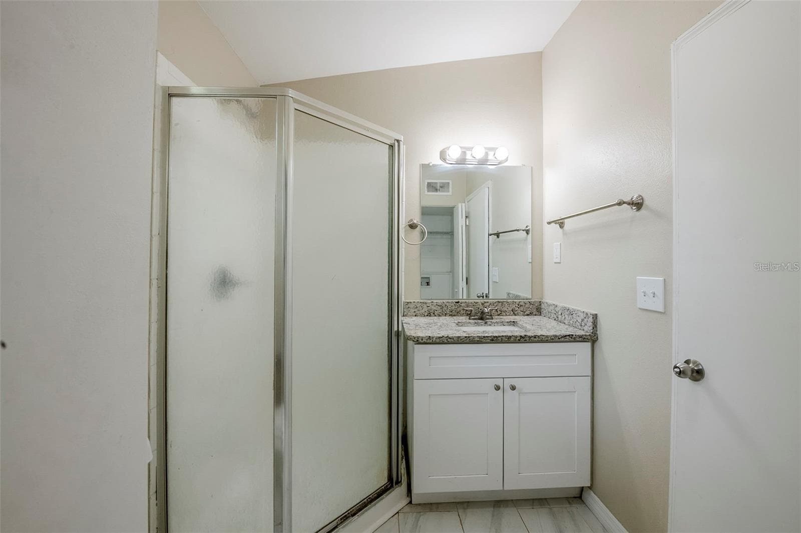 Single Family Residence at 5214 MONTAGUE PLACE, ORLANDO, photo 13 of 21