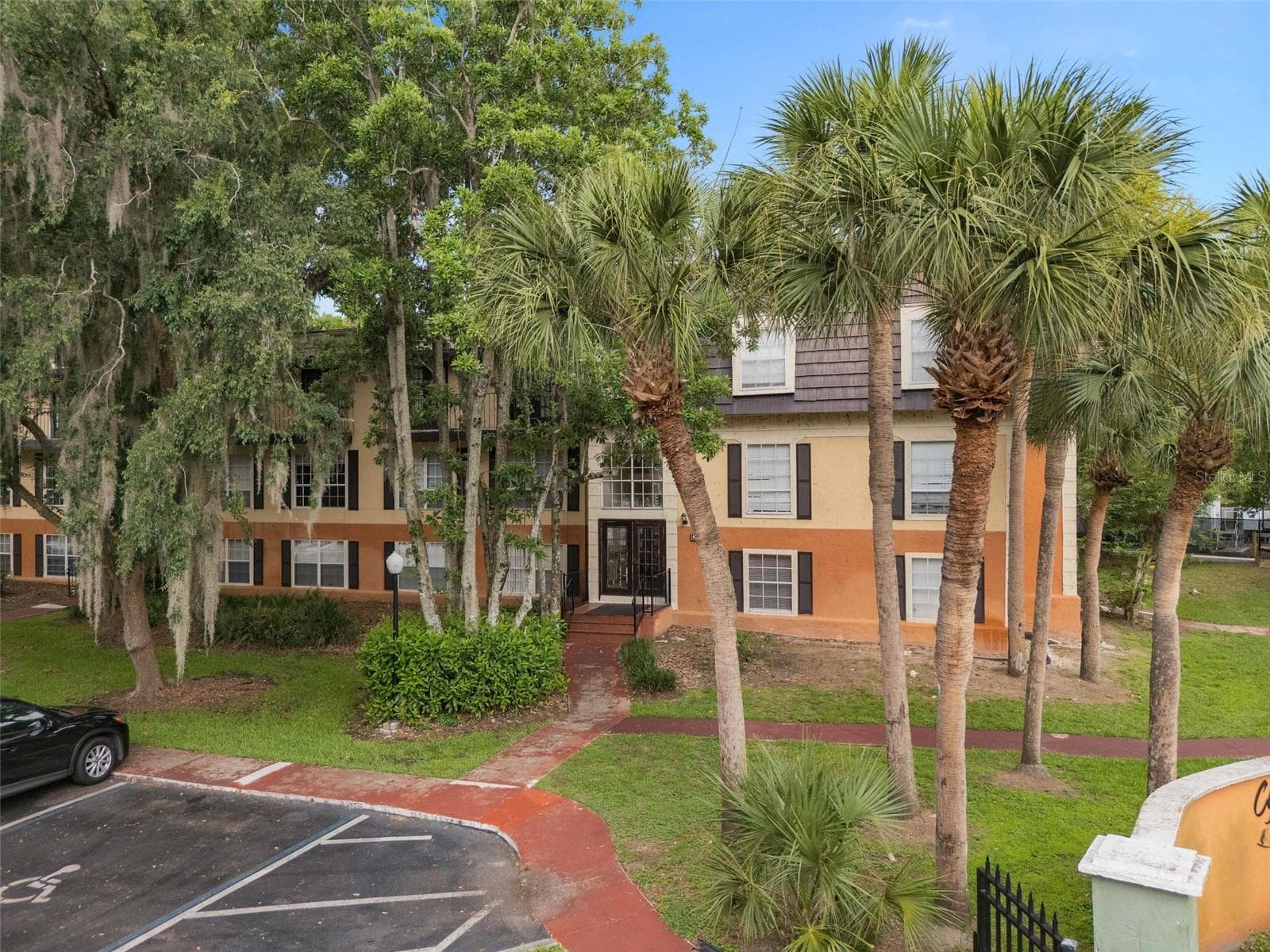 4190 VERSAILLES DR #4190D