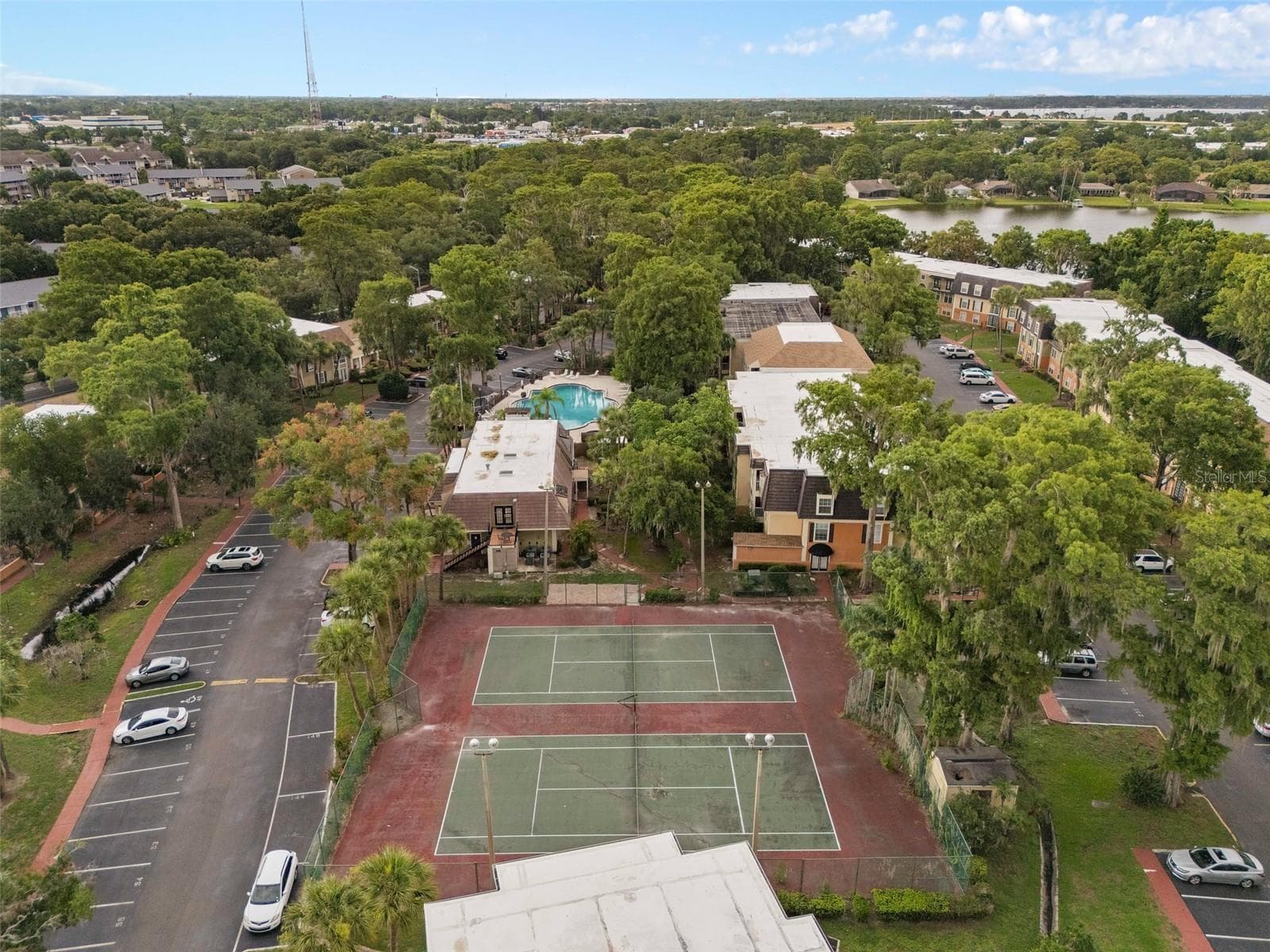 Condominium at 4190 VERSAILLES DR #4190D, ORLANDO, photo 27 of 29