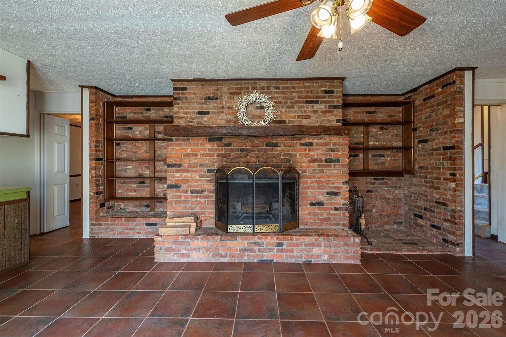 Single Family Residence at 118 Richard Lane, Black Mountain, photo 9 of 43