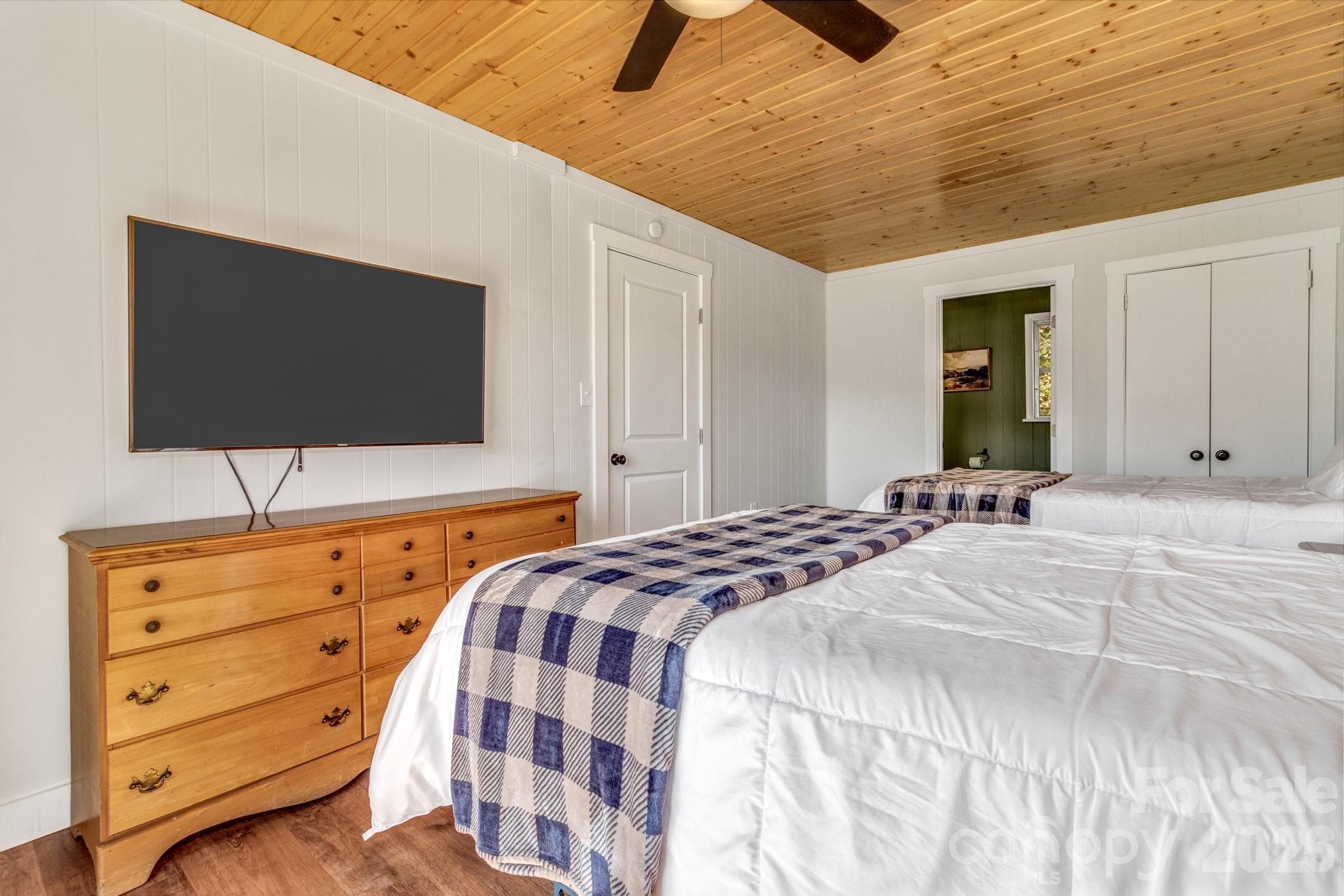 Single Family Residence at Maggie Valley, photo 26 of 47