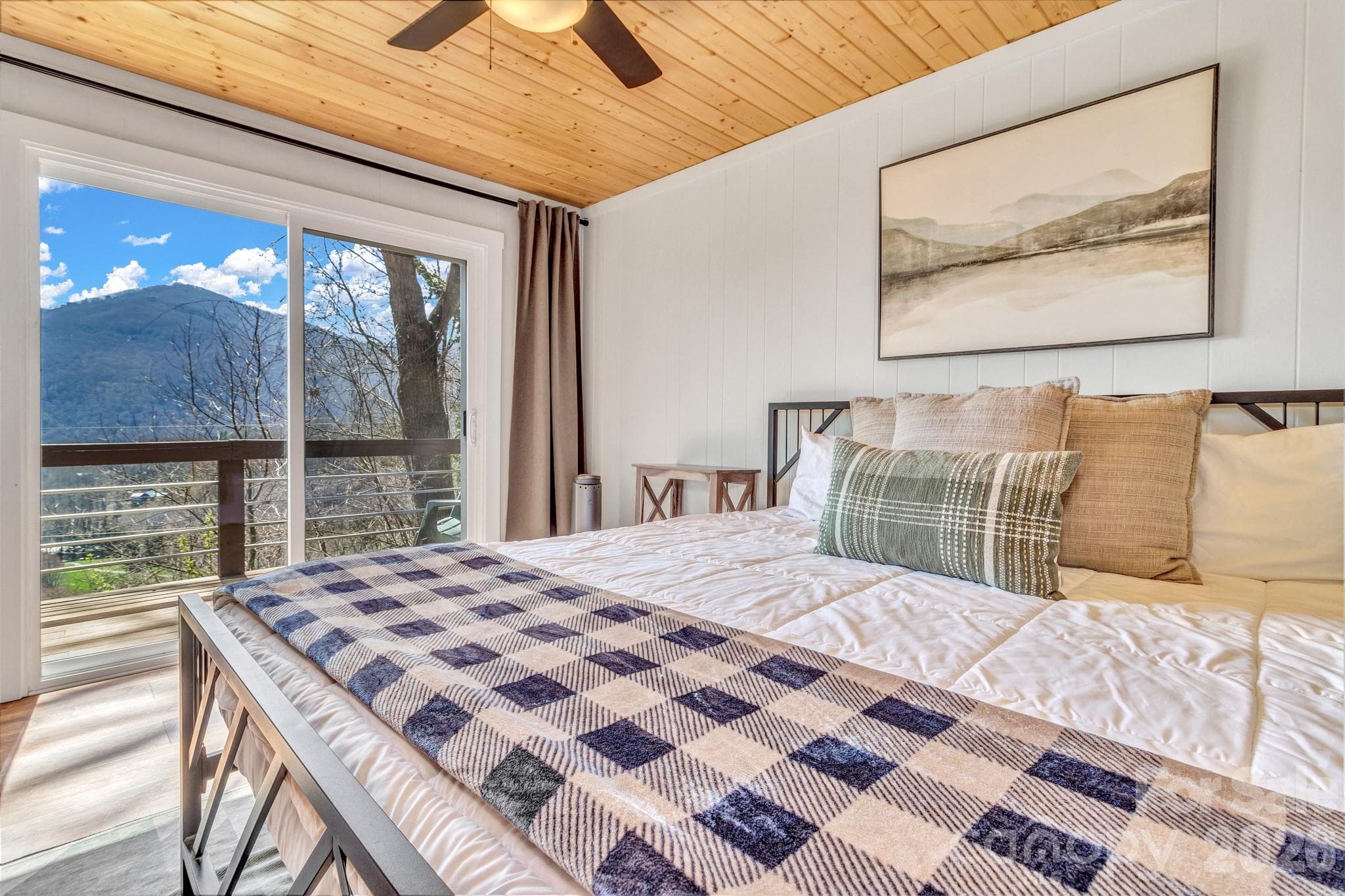 Single Family Residence at Maggie Valley, photo 32 of 47