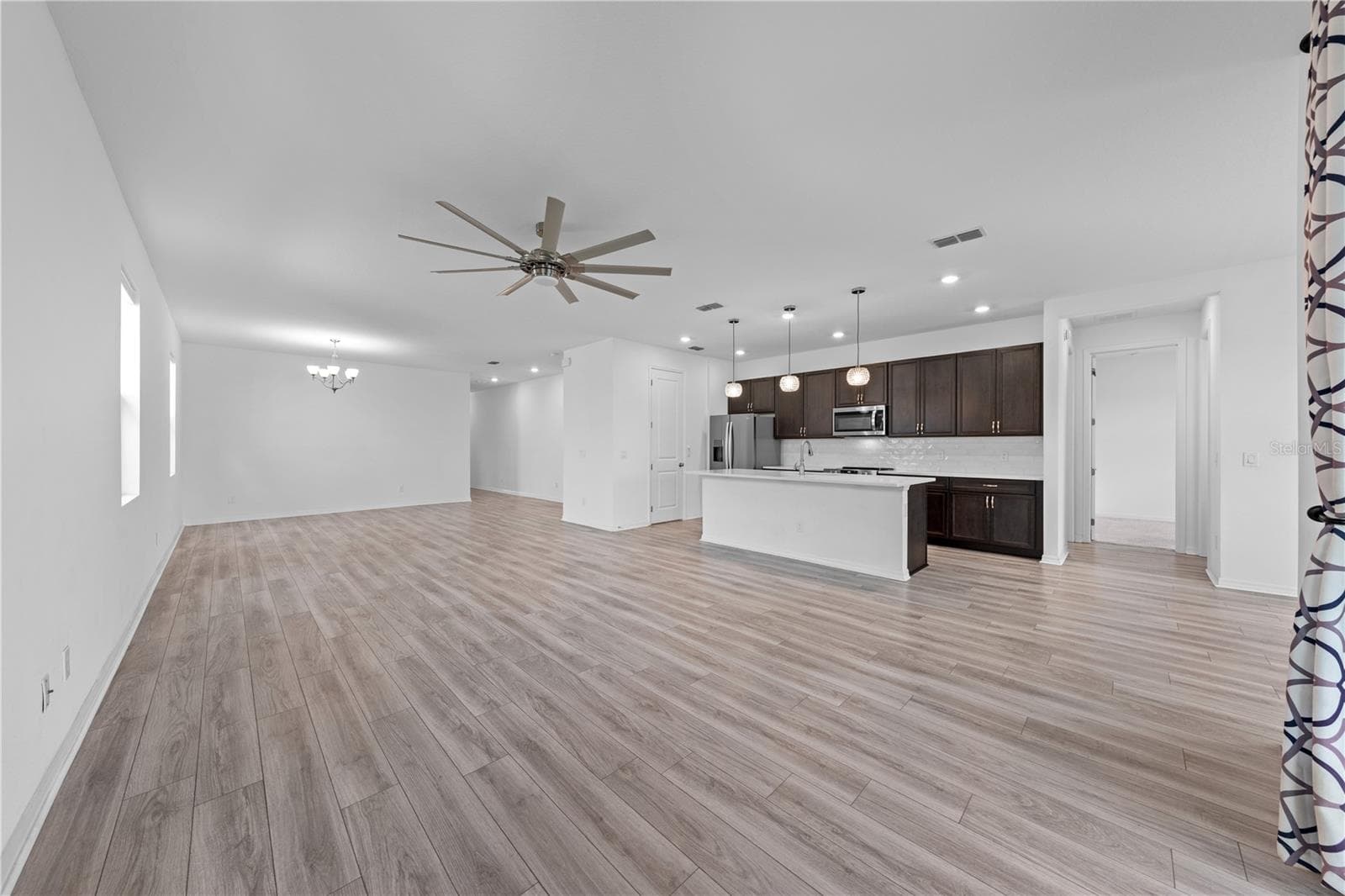 Single Family Residence at 920 LIVESTOCK LOOP, ST CLOUD, photo 6 of 30
