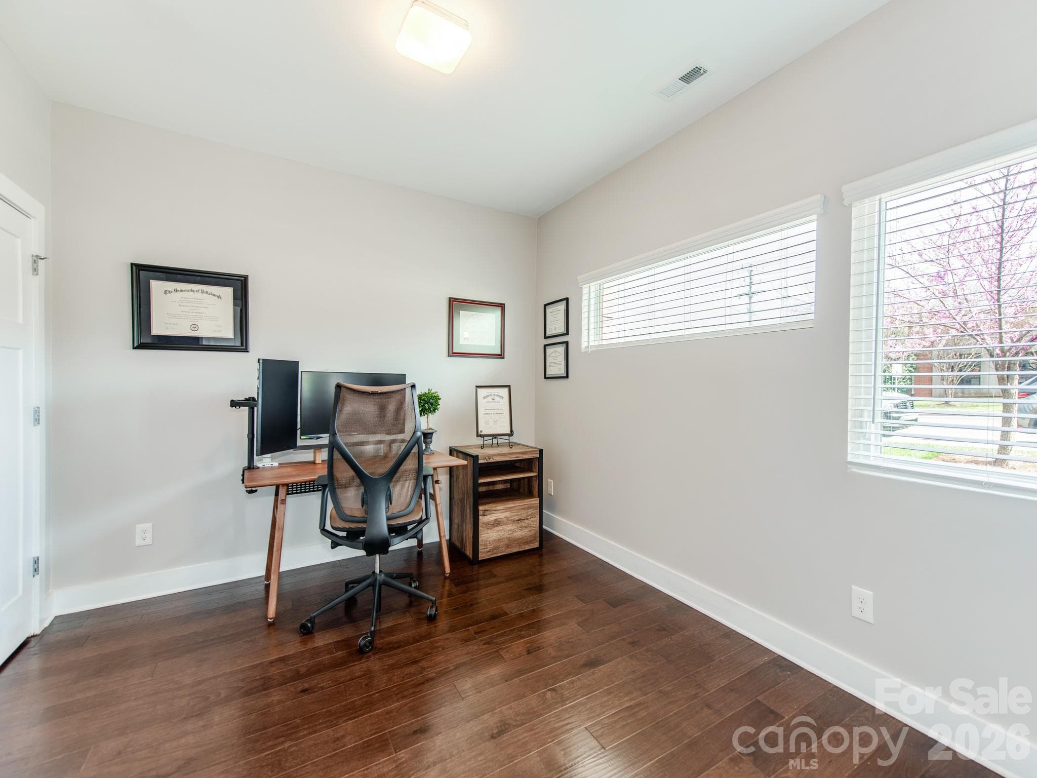 Lower level bedroom. - 436 Southend Crossing Lane, Charlotte