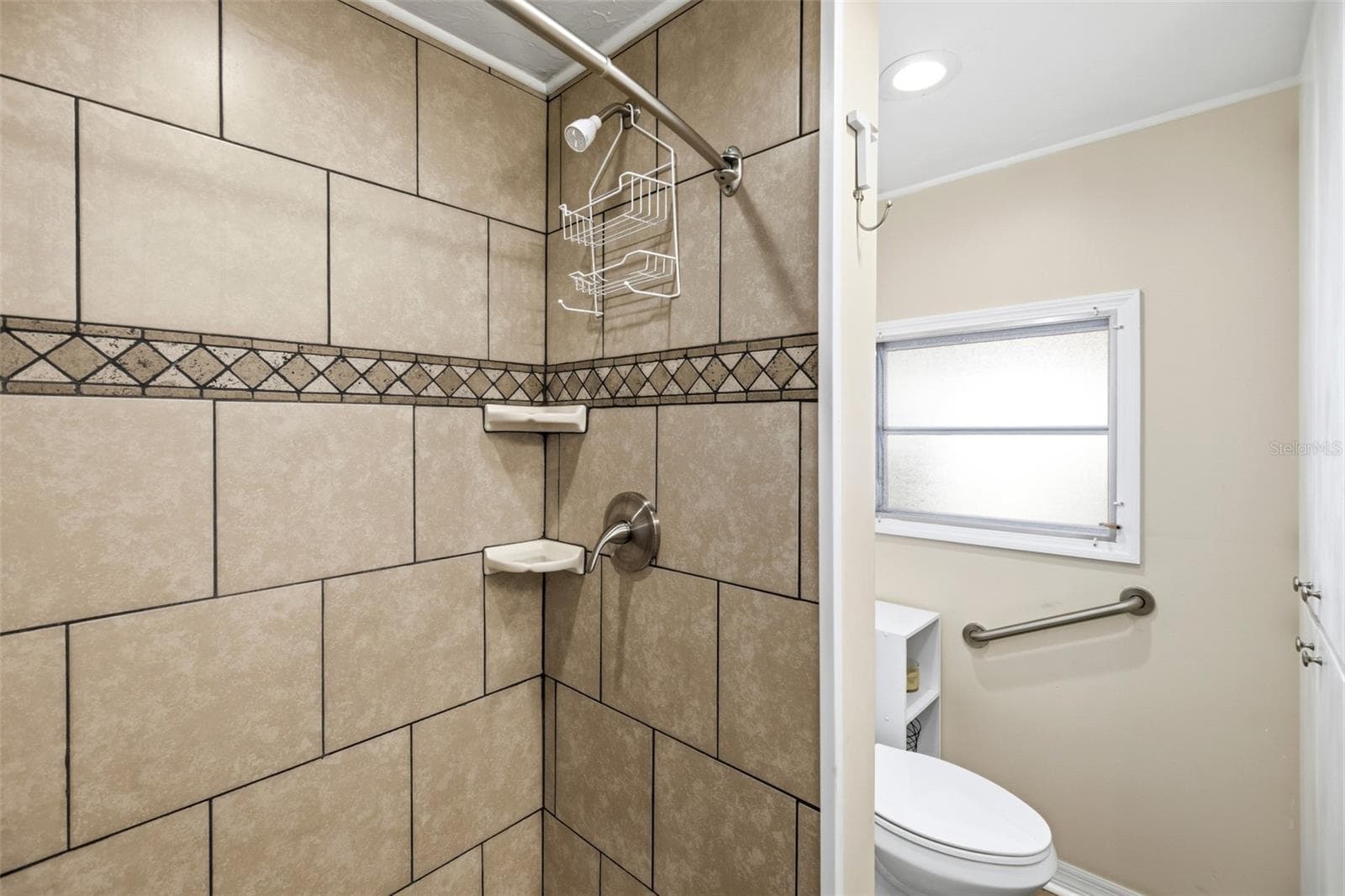 Bathroom 2 - 5509 BERMUDA CT, BRADENTON