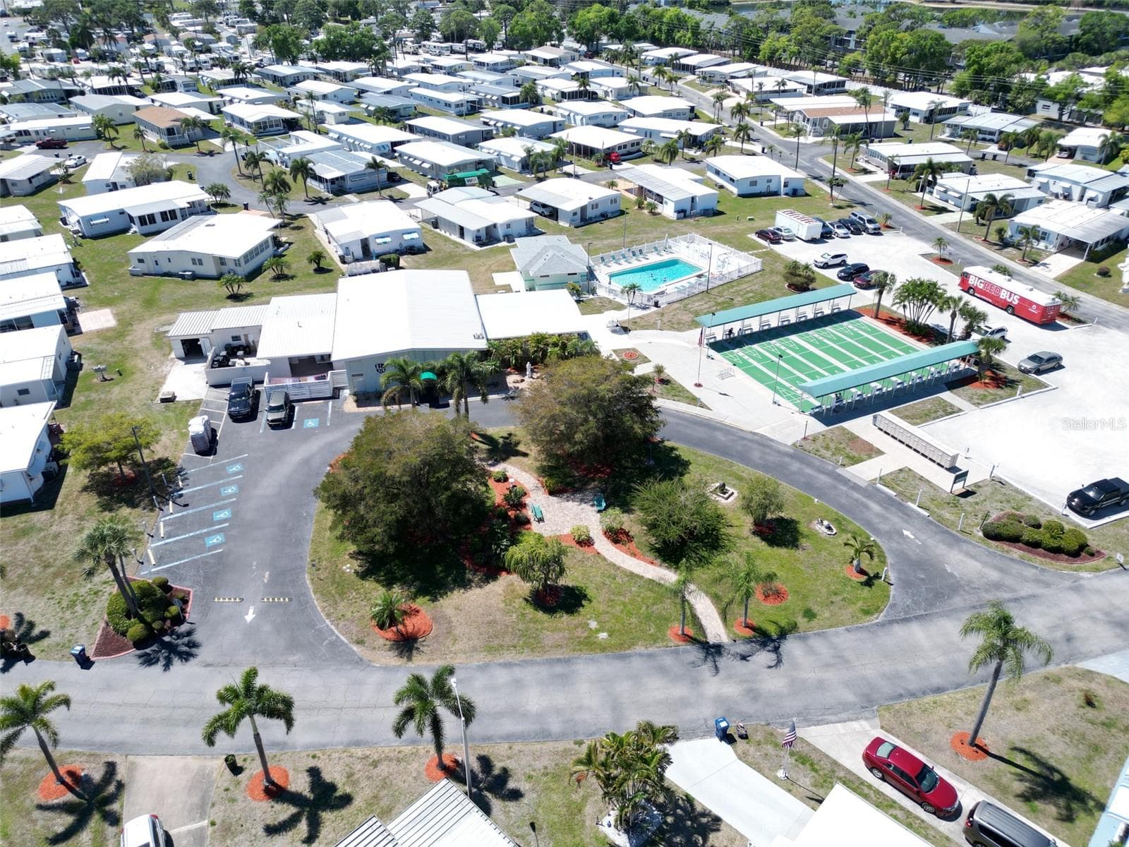 Community Amenities - 5509 BERMUDA CT, BRADENTON