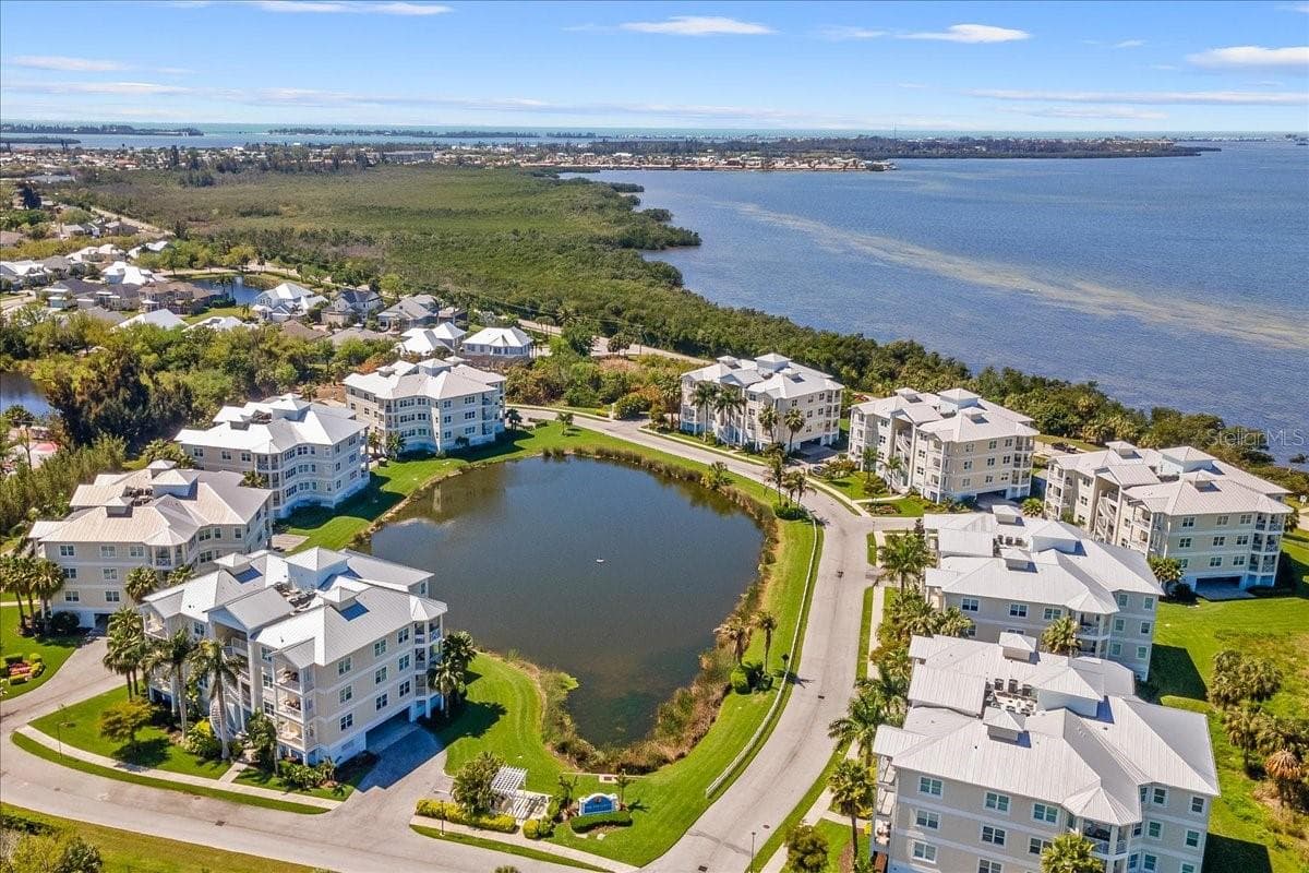Condominium at 3418 79TH STREET CIR W #303, BRADENTON, photo 4 of 90